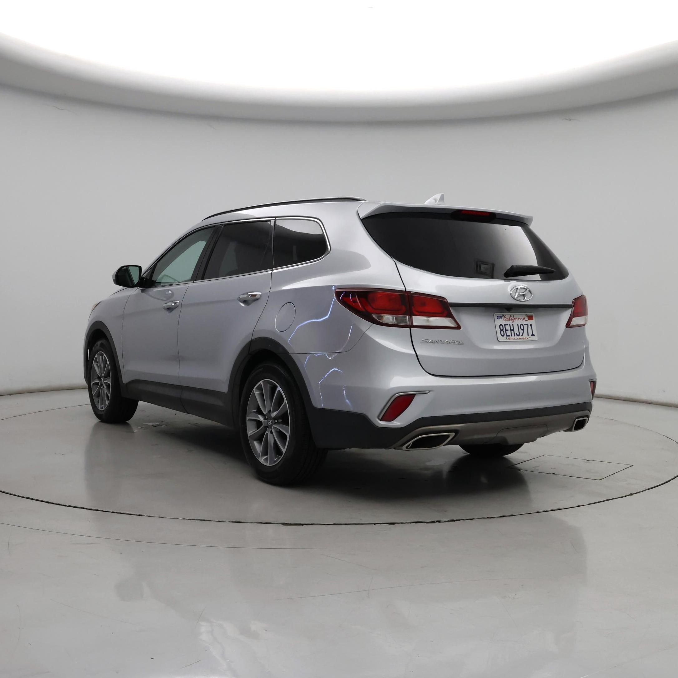 Thumbnail: 2017 Hyundai Santa Fe - 2