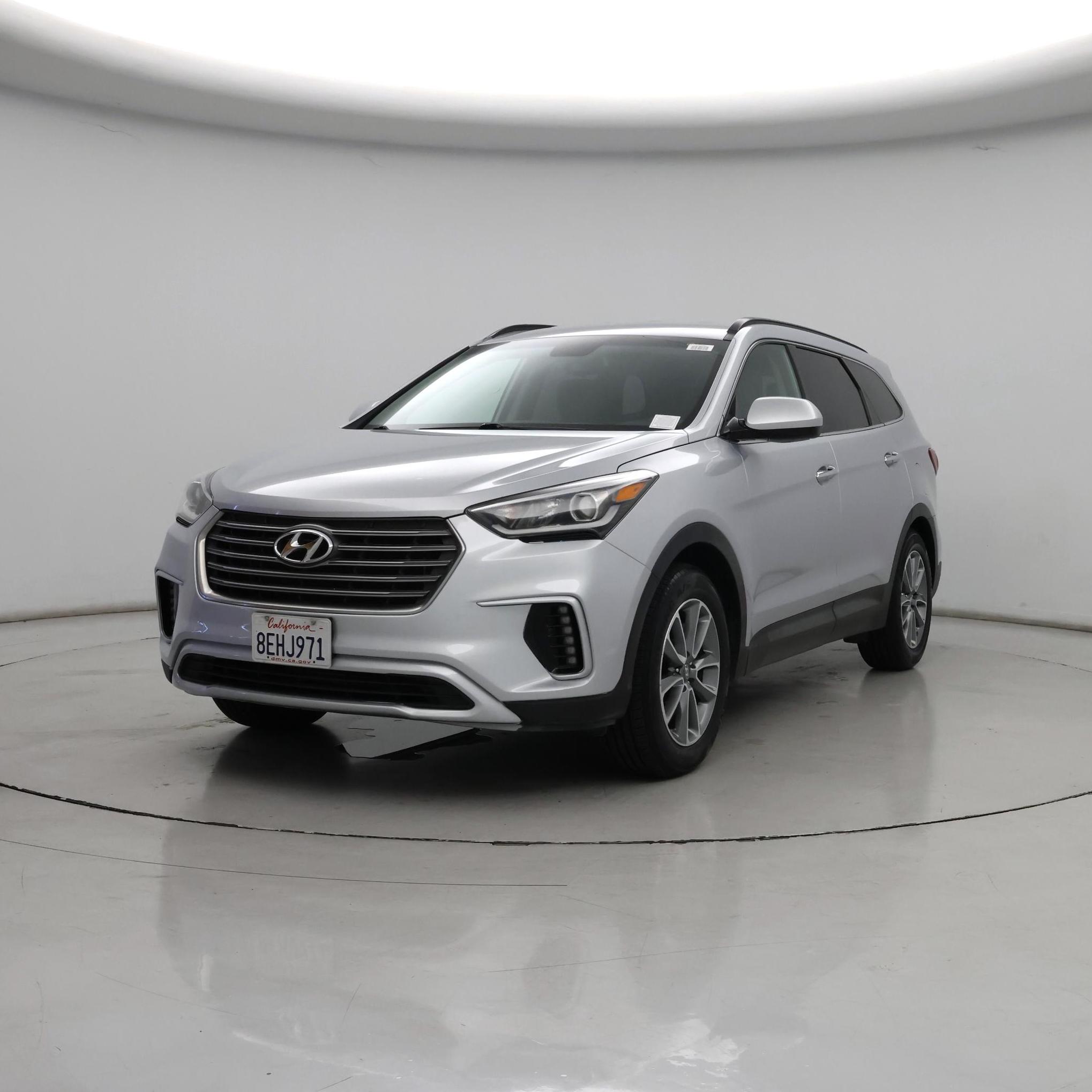 Thumbnail: 2017 Hyundai Santa Fe - 4