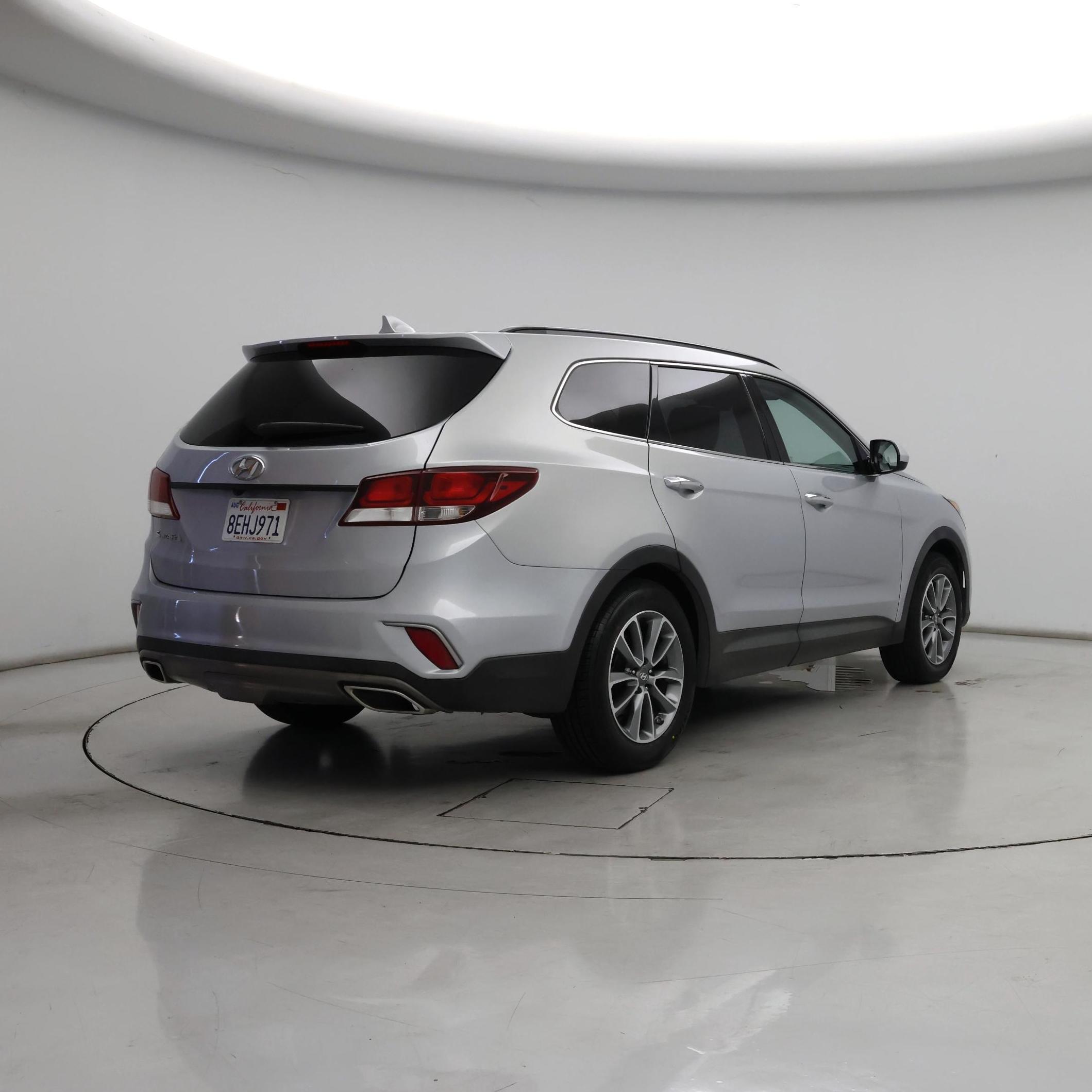 Thumbnail: 2017 Hyundai Santa Fe - 8