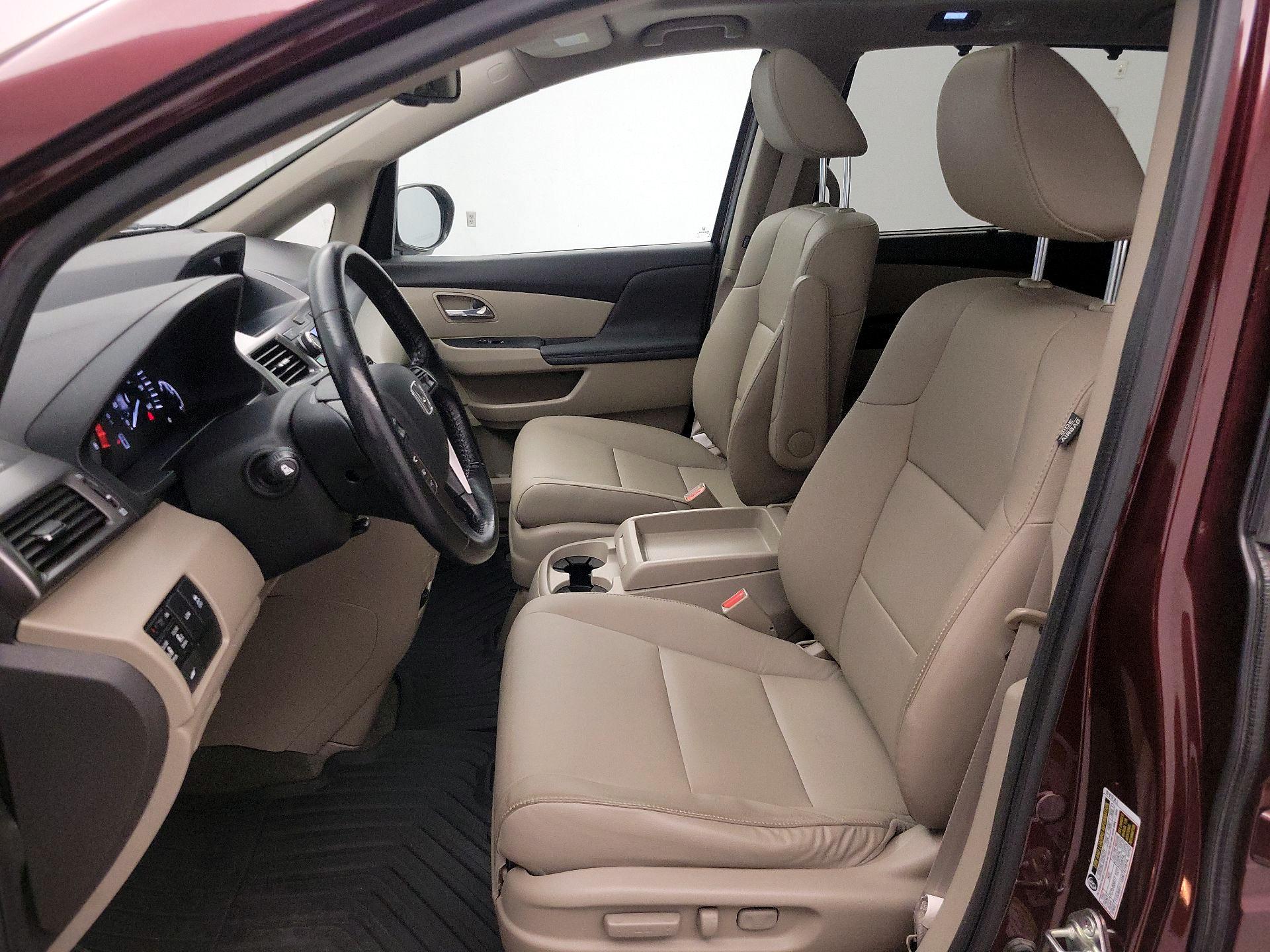 Thumbnail: 2015 Honda Odyssey - 11
