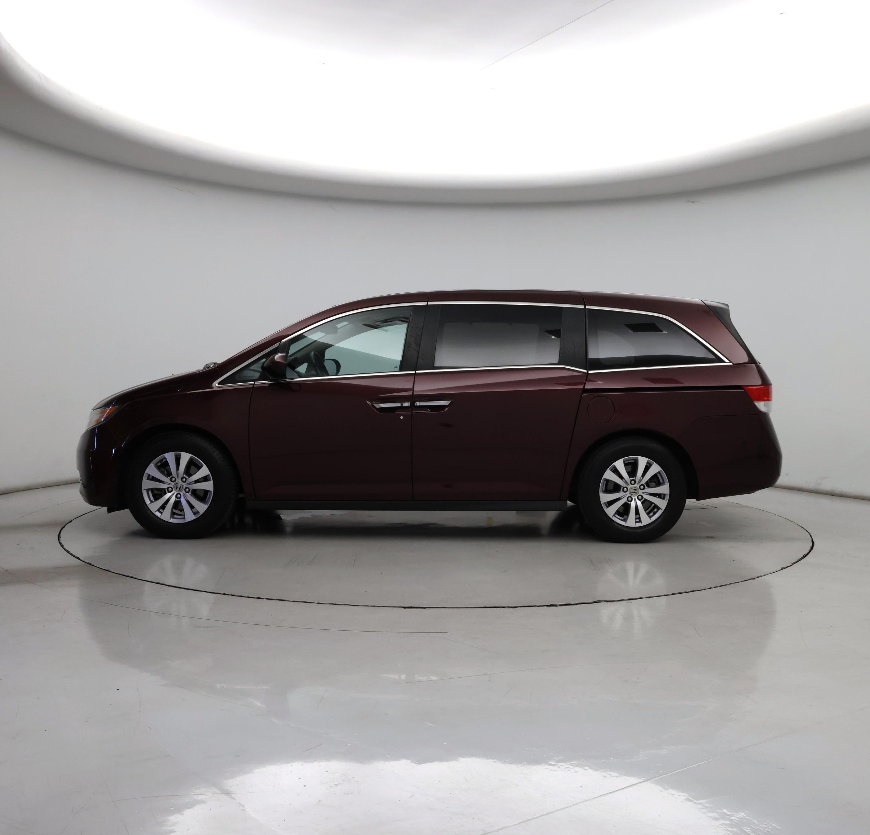 Thumbnail: 2015 Honda Odyssey - 3