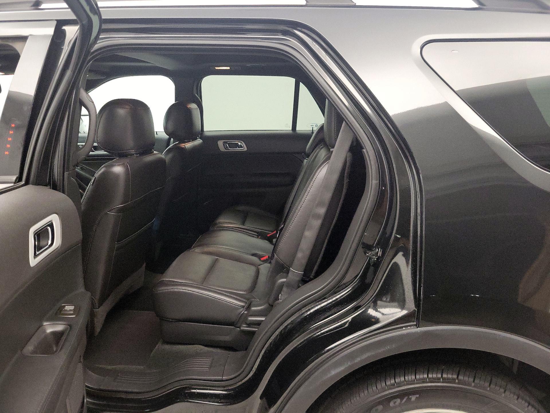 Thumbnail: 2014 Ford Explorer - 20