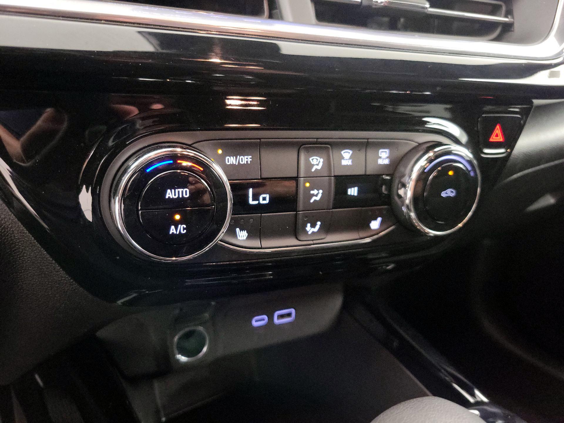 Thumbnail: 2024 Chevrolet Trax - 16