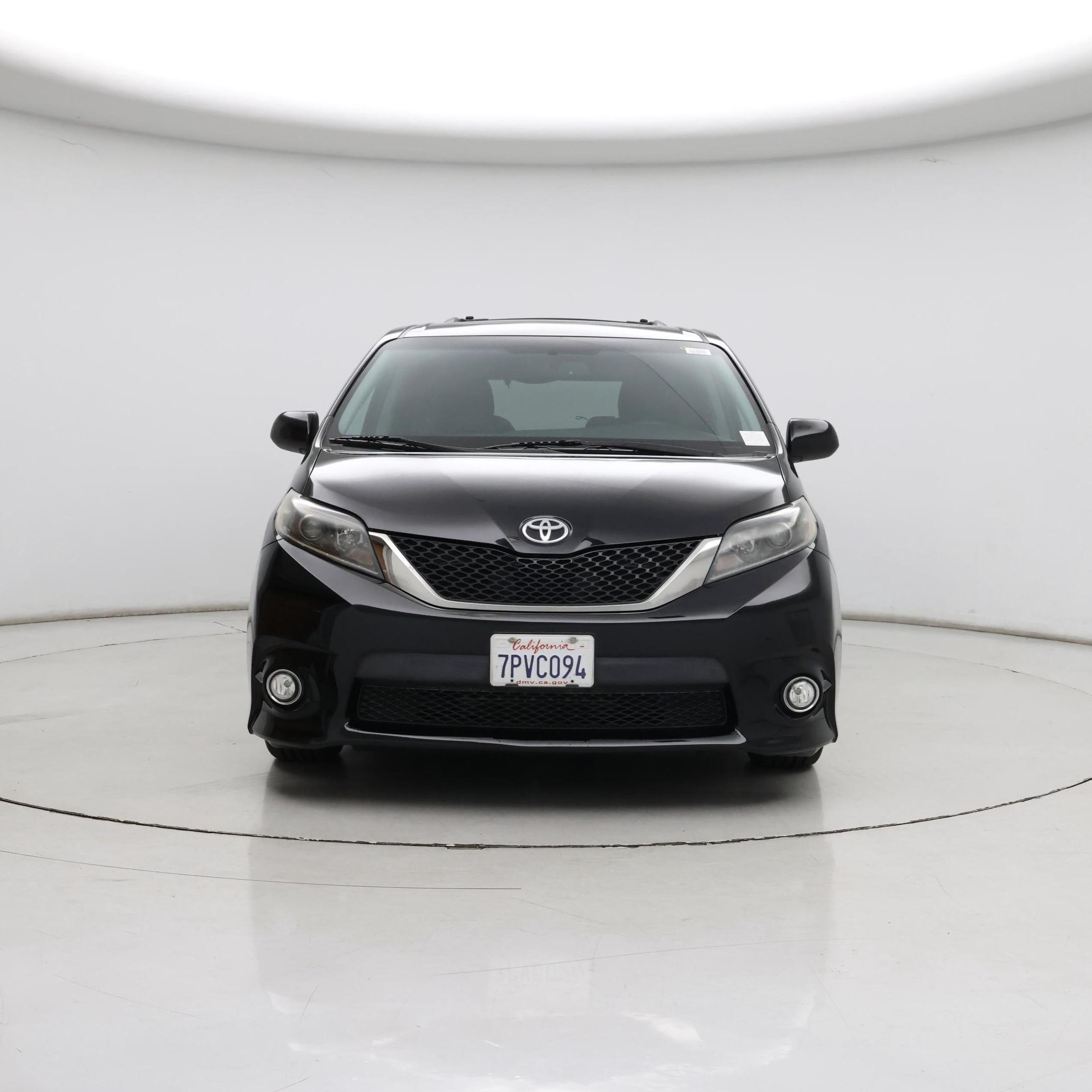 Thumbnail: 2015 Toyota Sienna - 5