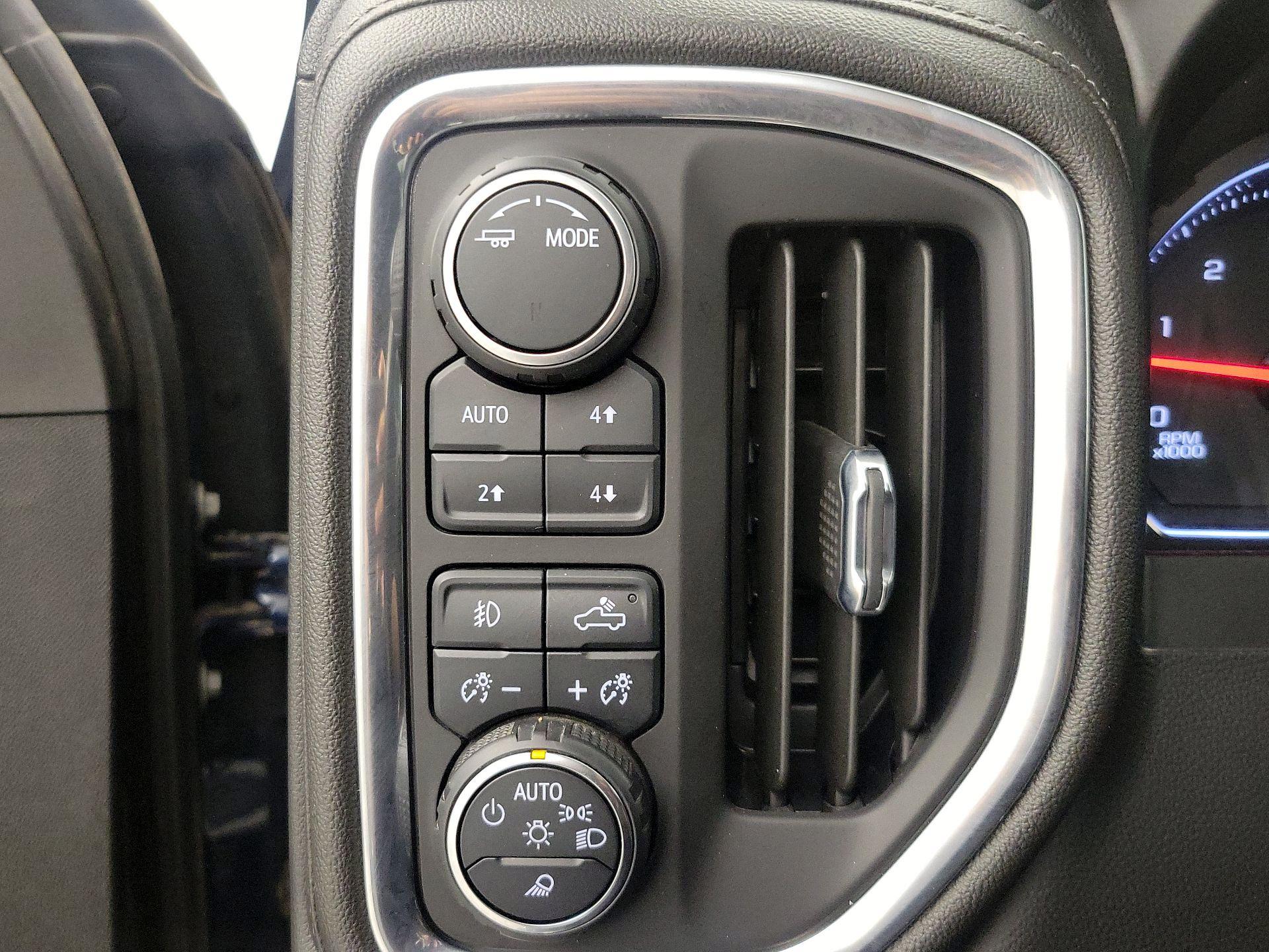 Thumbnail: 2022 Chevrolet Silverado 2500 - 13