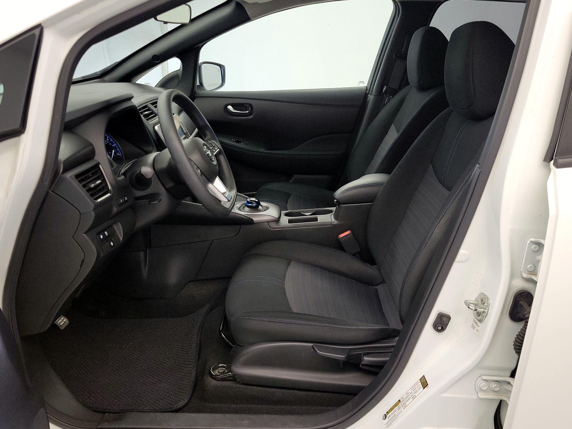 Thumbnail: 2022 Nissan Leaf - 11