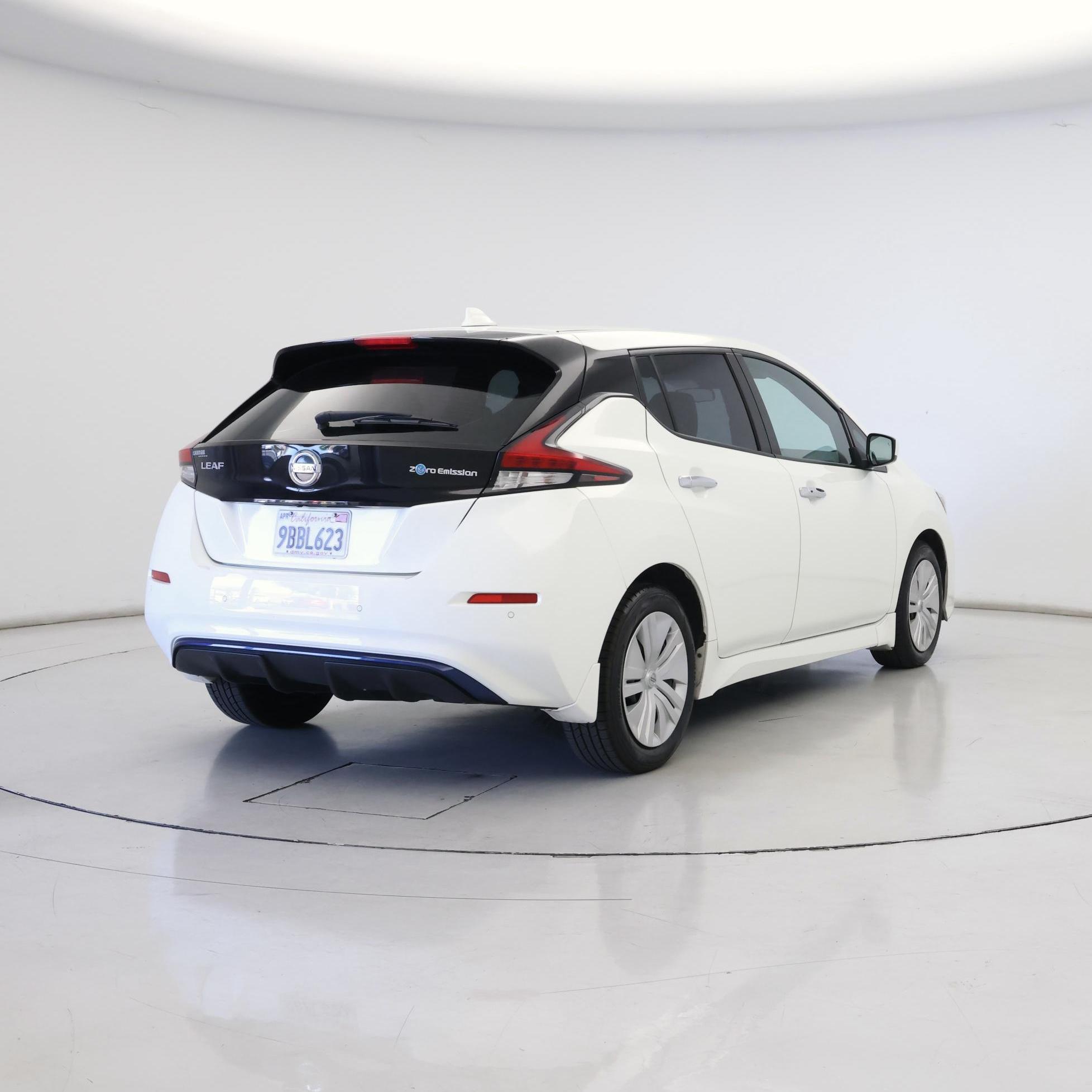 Thumbnail: 2022 Nissan Leaf - 8