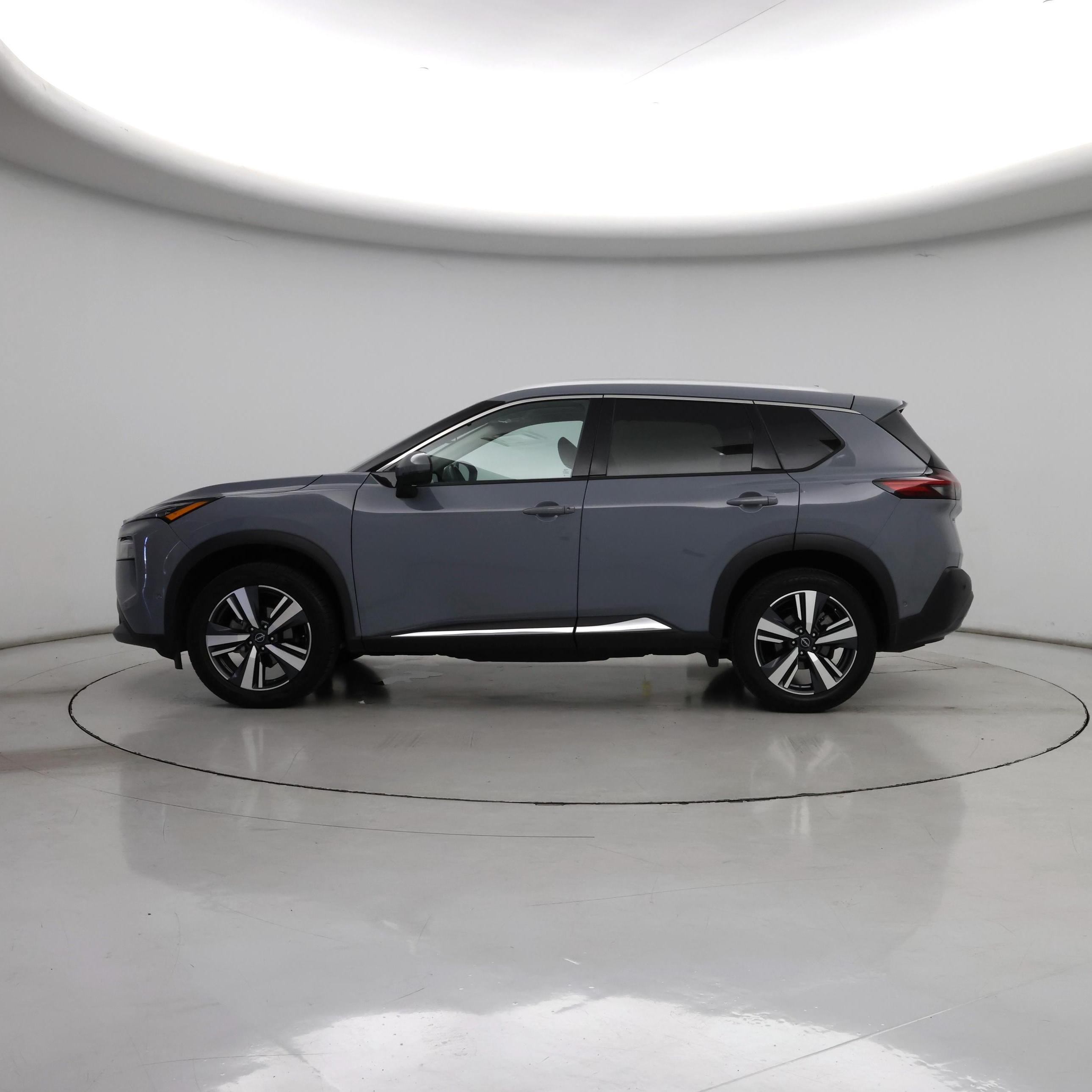 Thumbnail: 2023 Nissan Rogue - 3