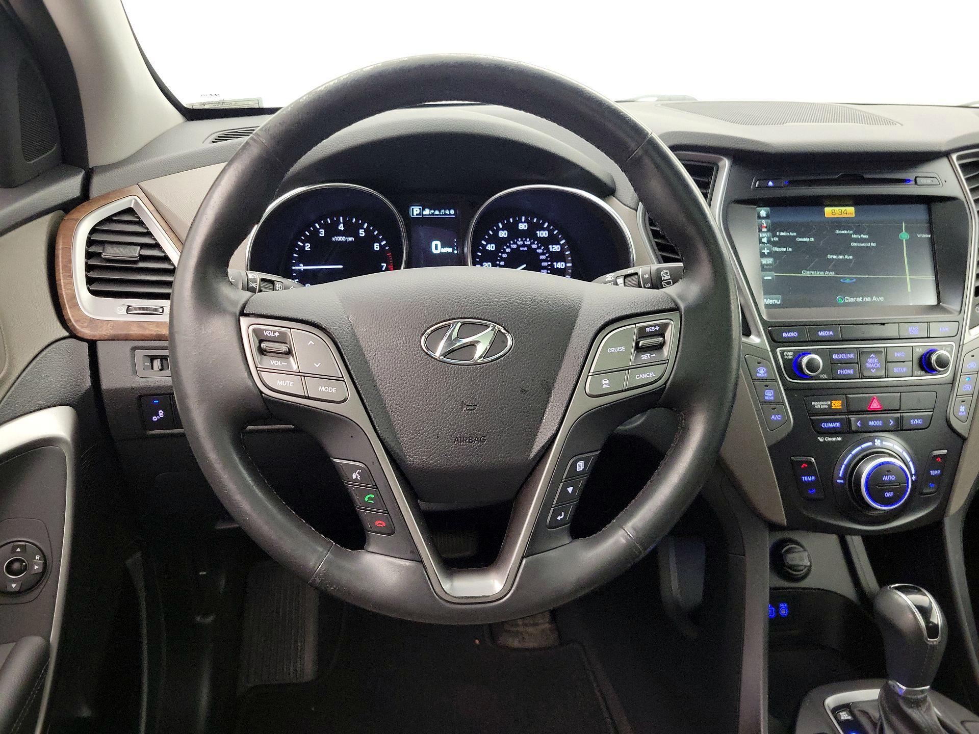 Thumbnail: 2017 Hyundai Santa Fe - 10