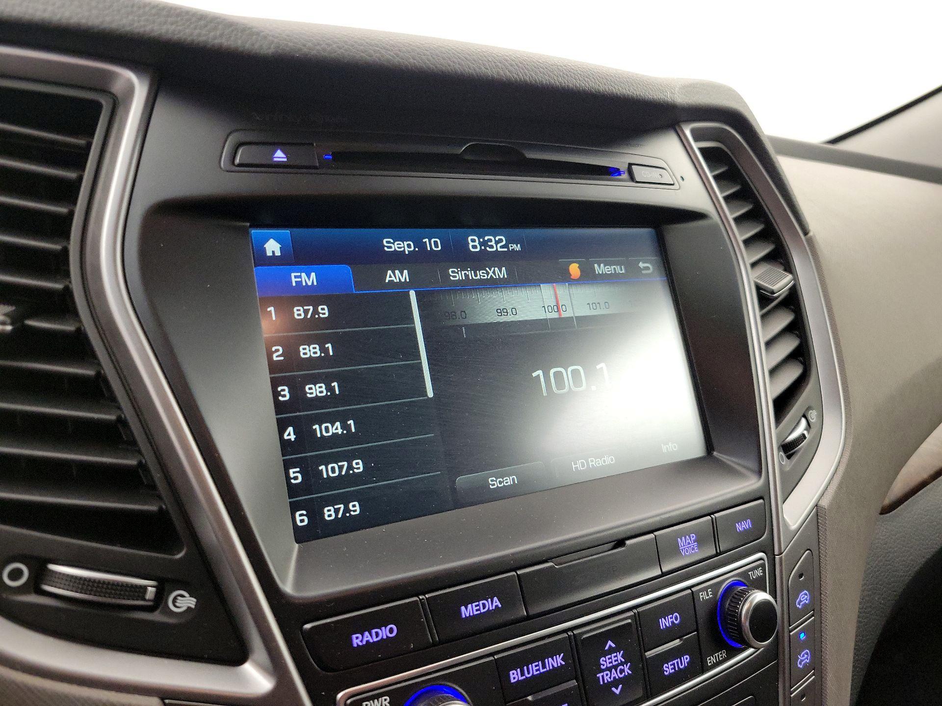 Thumbnail: 2017 Hyundai Santa Fe - 16