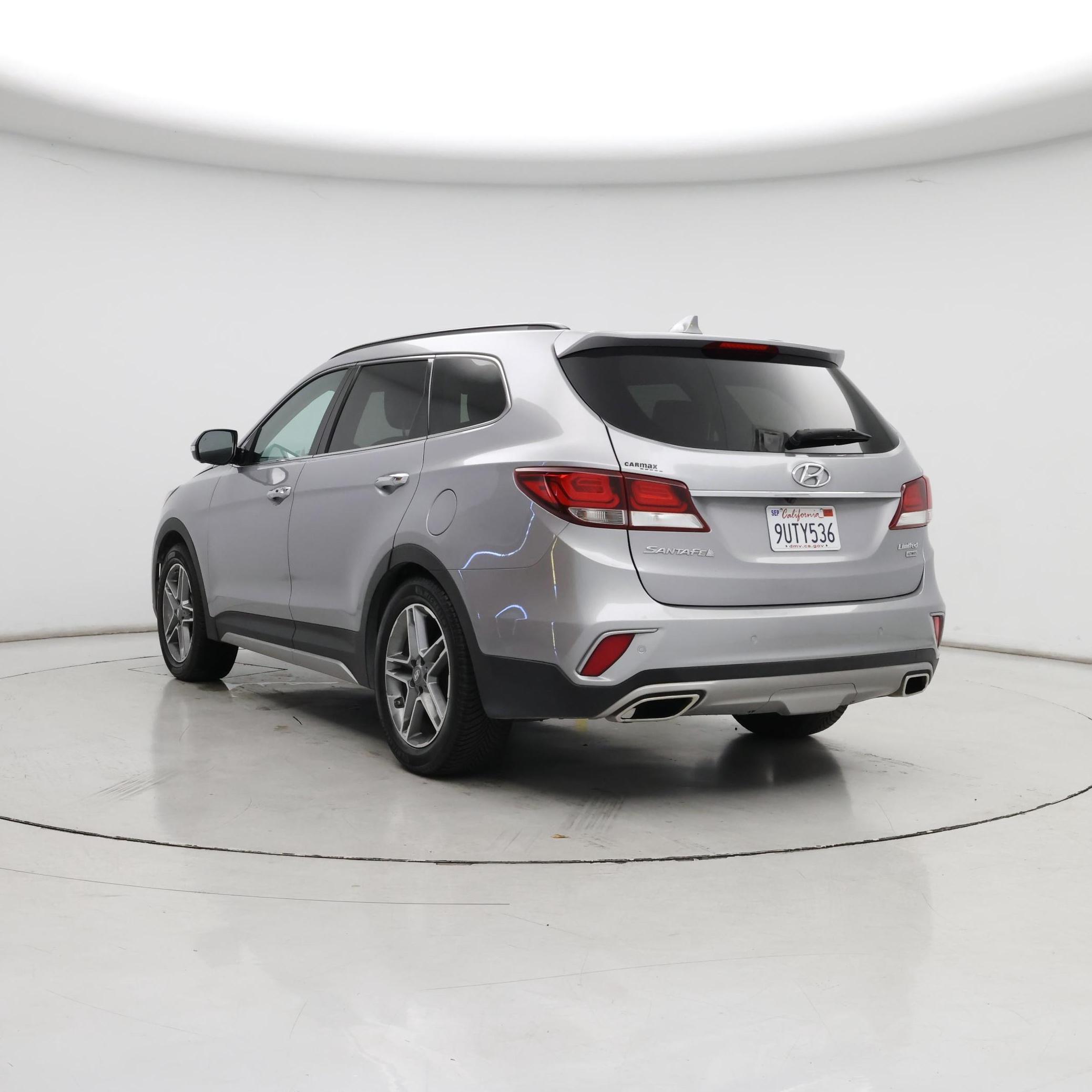 Thumbnail: 2017 Hyundai Santa Fe - 2