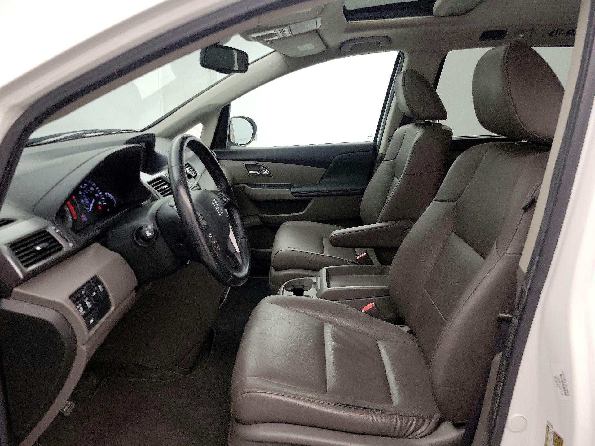 Thumbnail: 2014 Honda Odyssey - 11