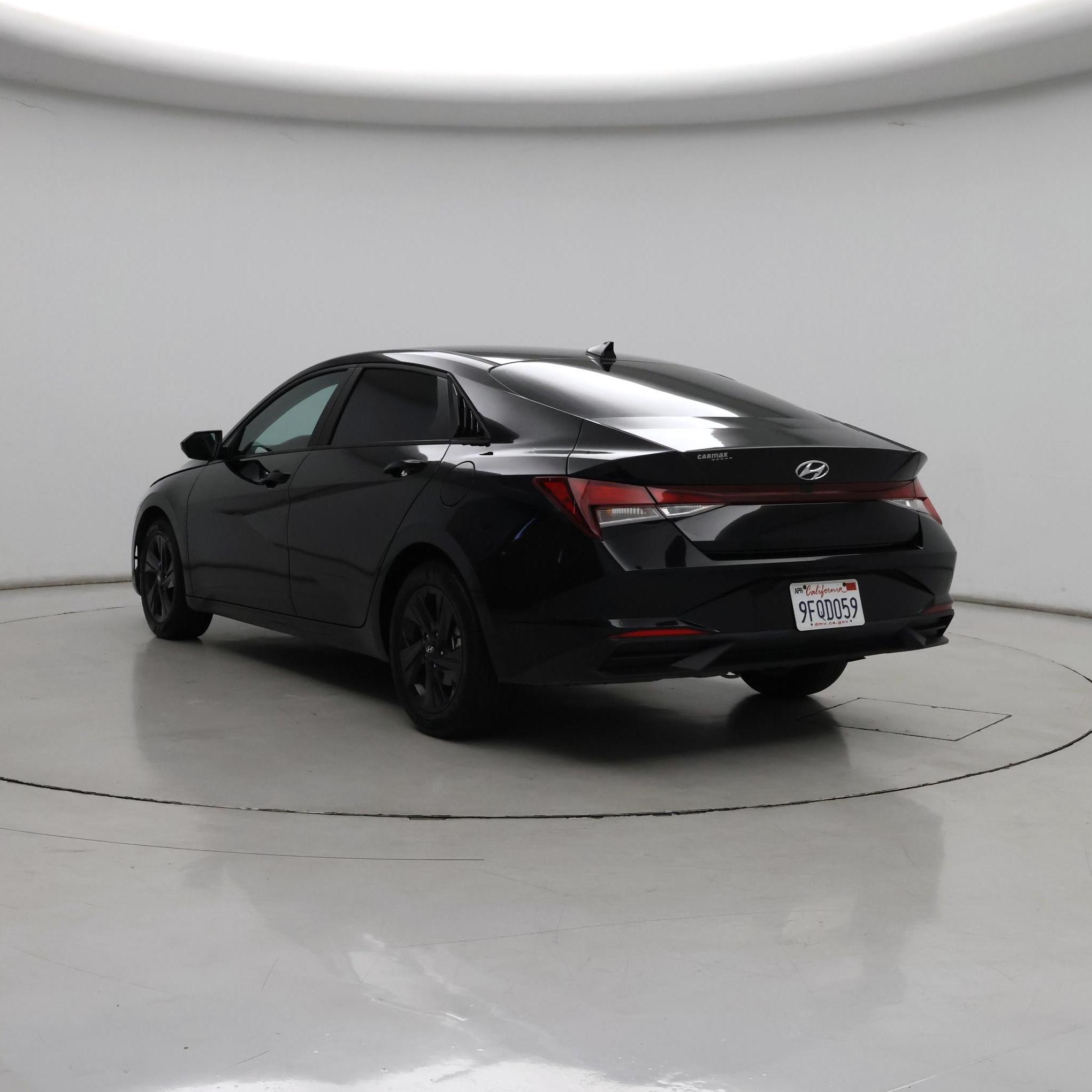 Thumbnail: 2023 Hyundai Elantra - 2