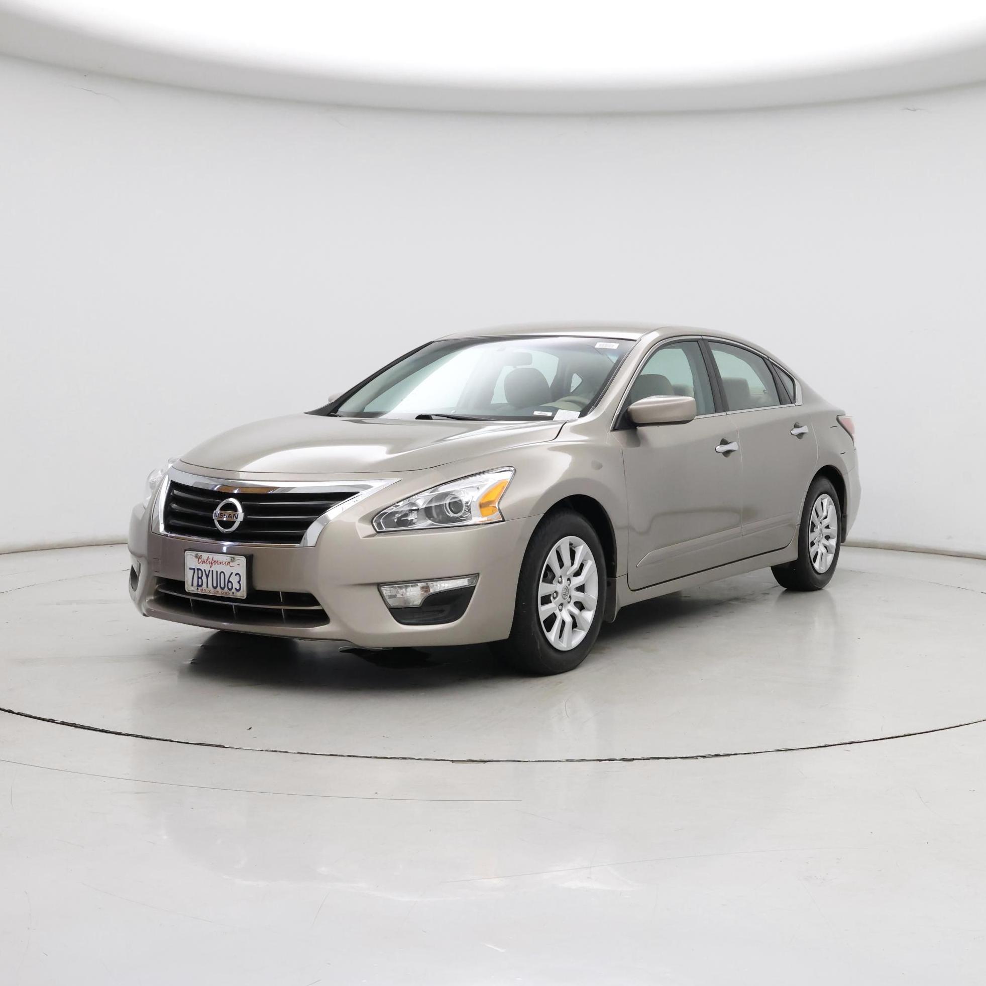 Thumbnail: 2014 Nissan Altima - 4