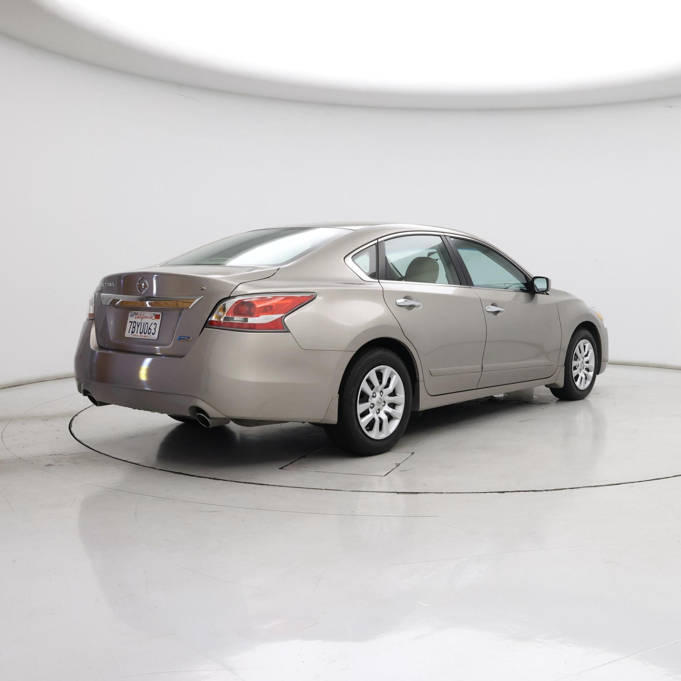 Thumbnail: 2014 Nissan Altima - 8