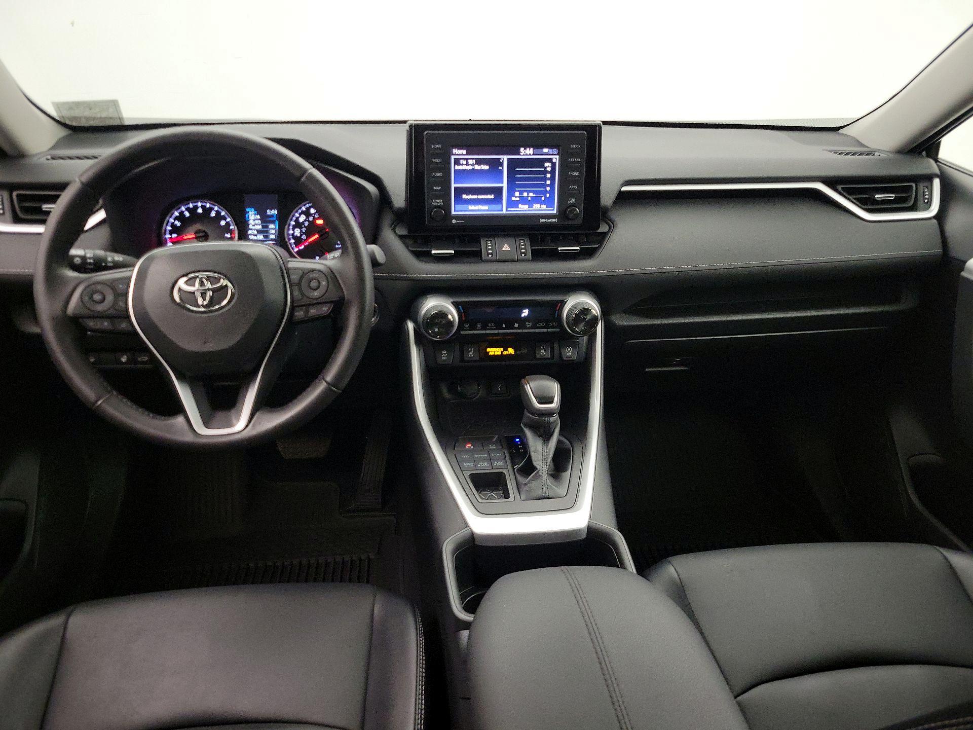 Thumbnail: 2022 Toyota RAV4 - 9