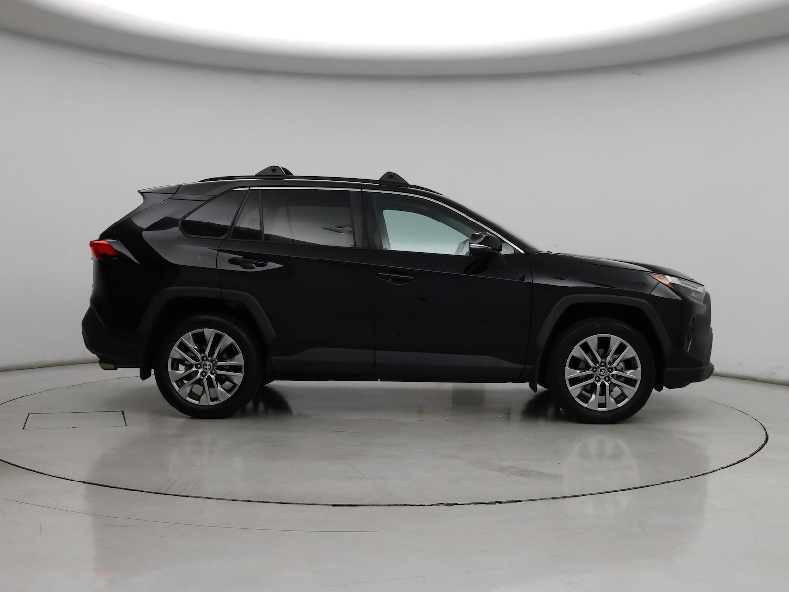 2022 Toyota RAV4 XLE Premium - Photo 8