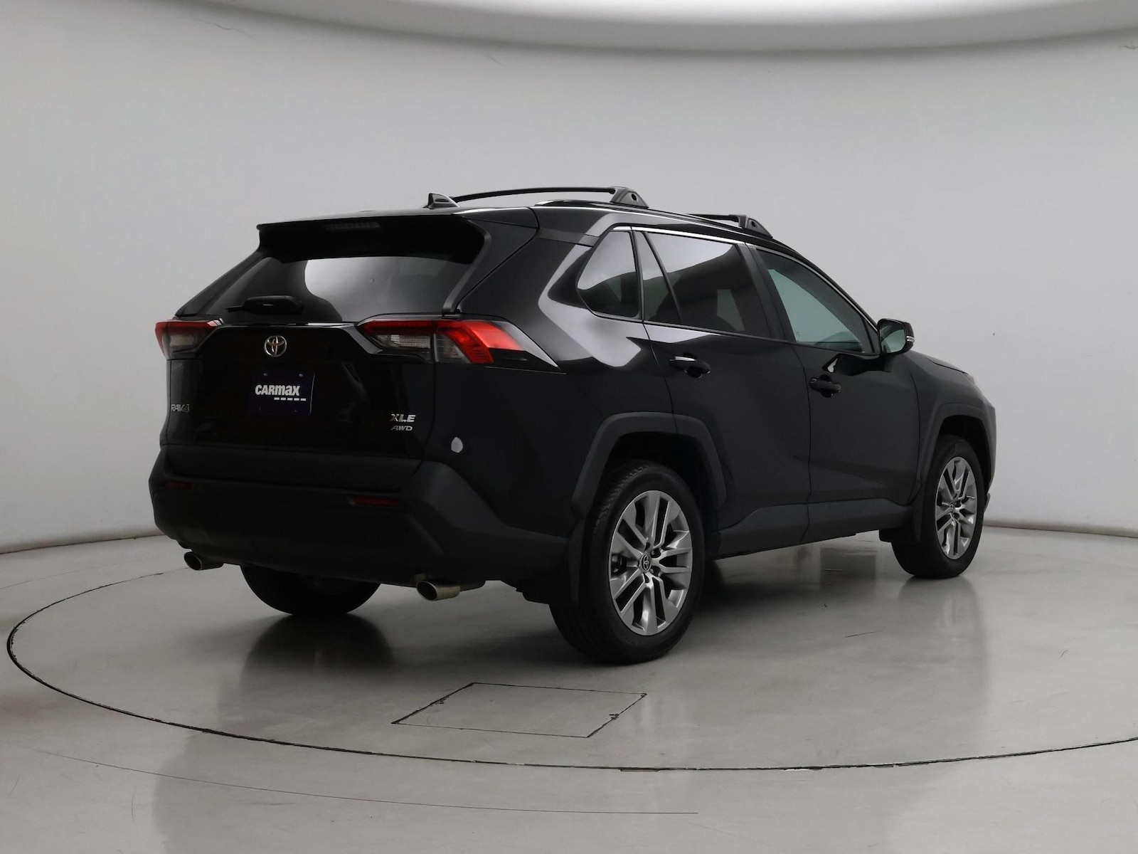 2022 Toyota RAV4 XLE Premium - Photo 9