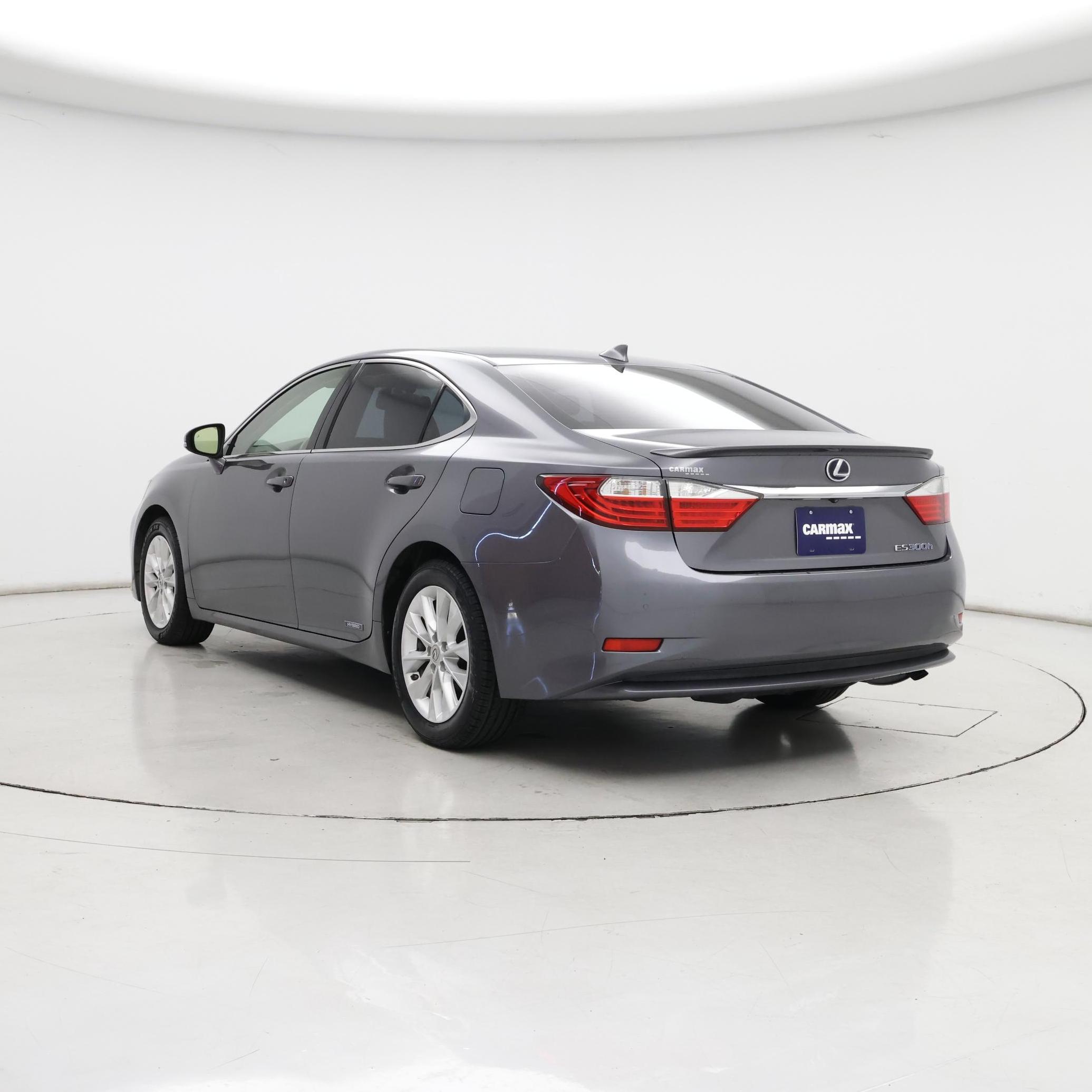 Thumbnail: 2015 Lexus ES - 2