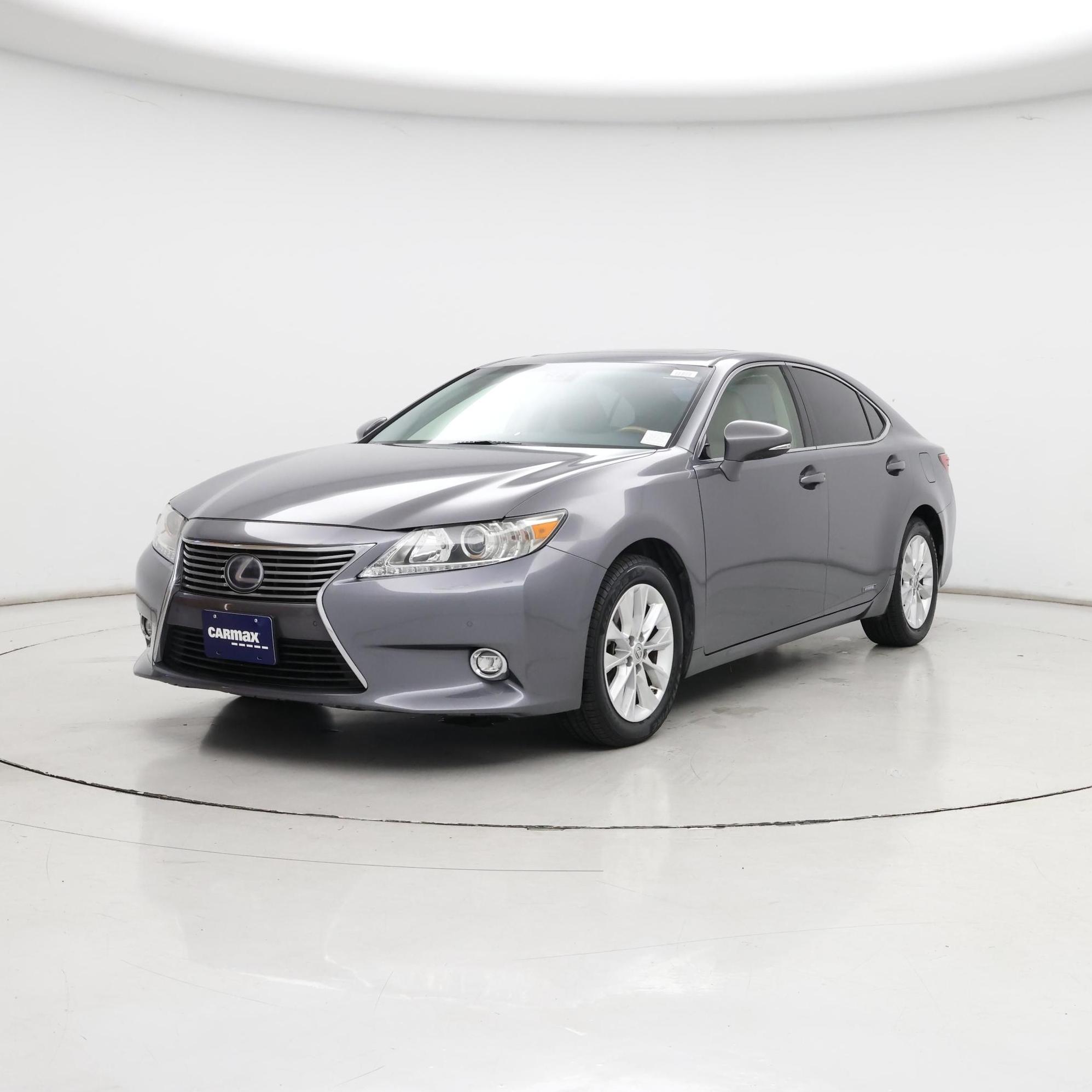 Thumbnail: 2015 Lexus ES - 4
