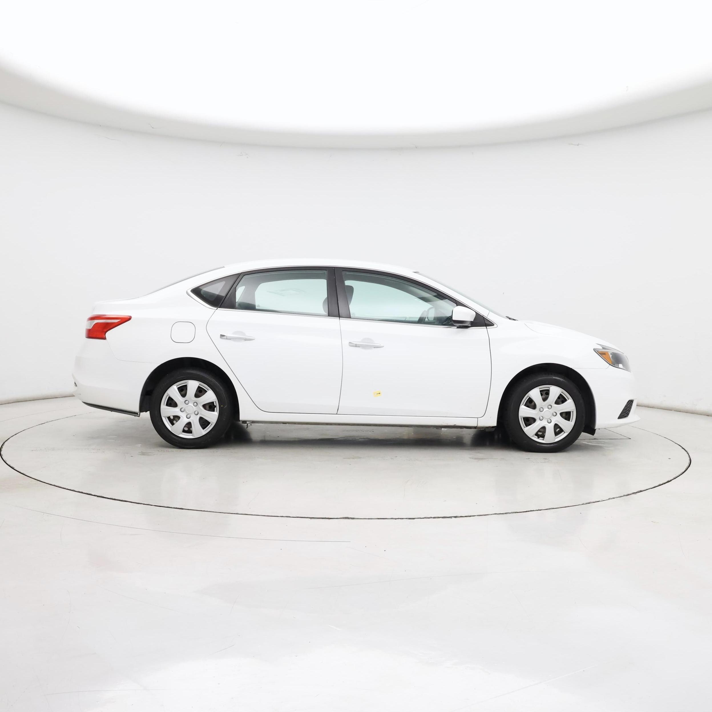 Thumbnail: 2018 Nissan Sentra - 7