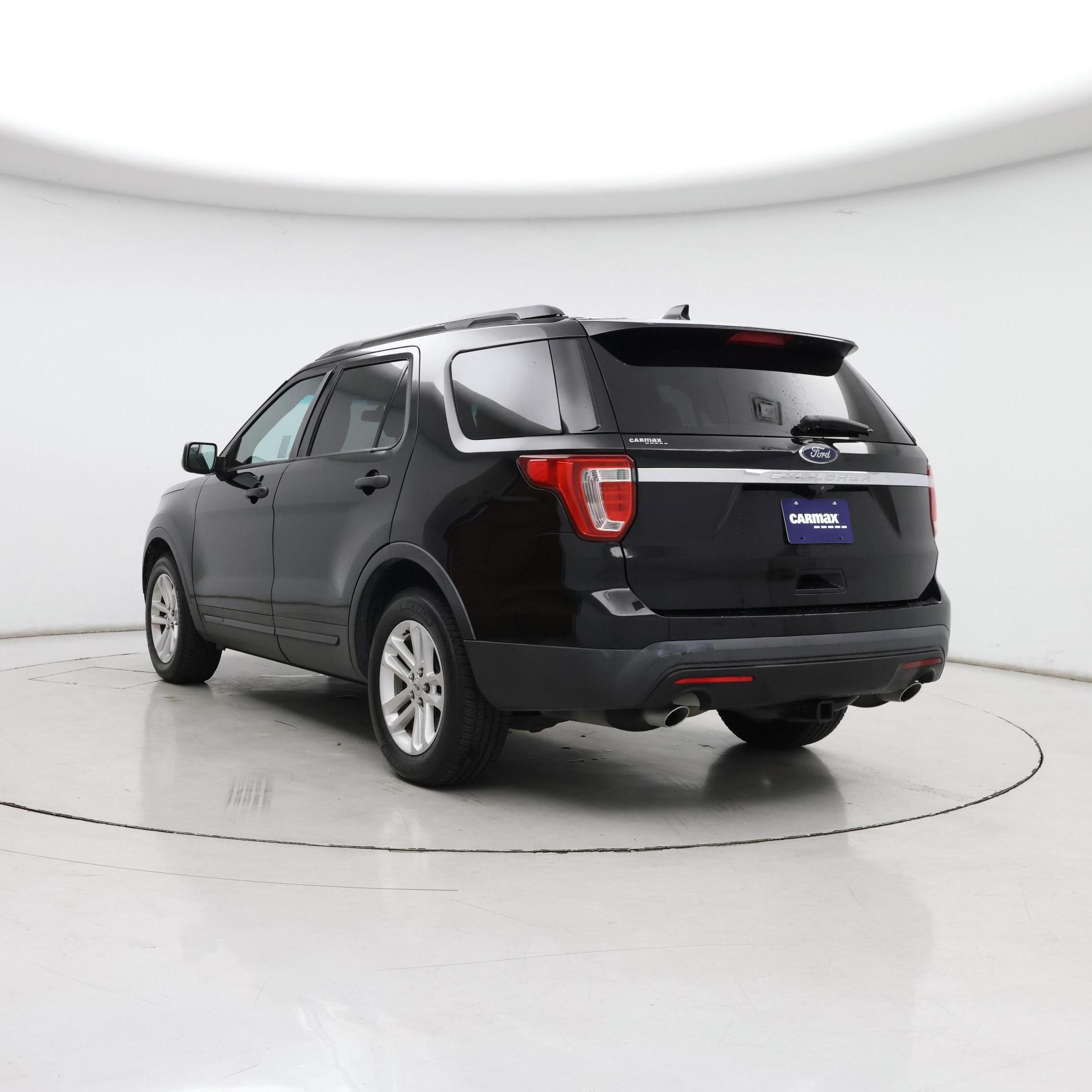Thumbnail: 2017 Ford Explorer - 2