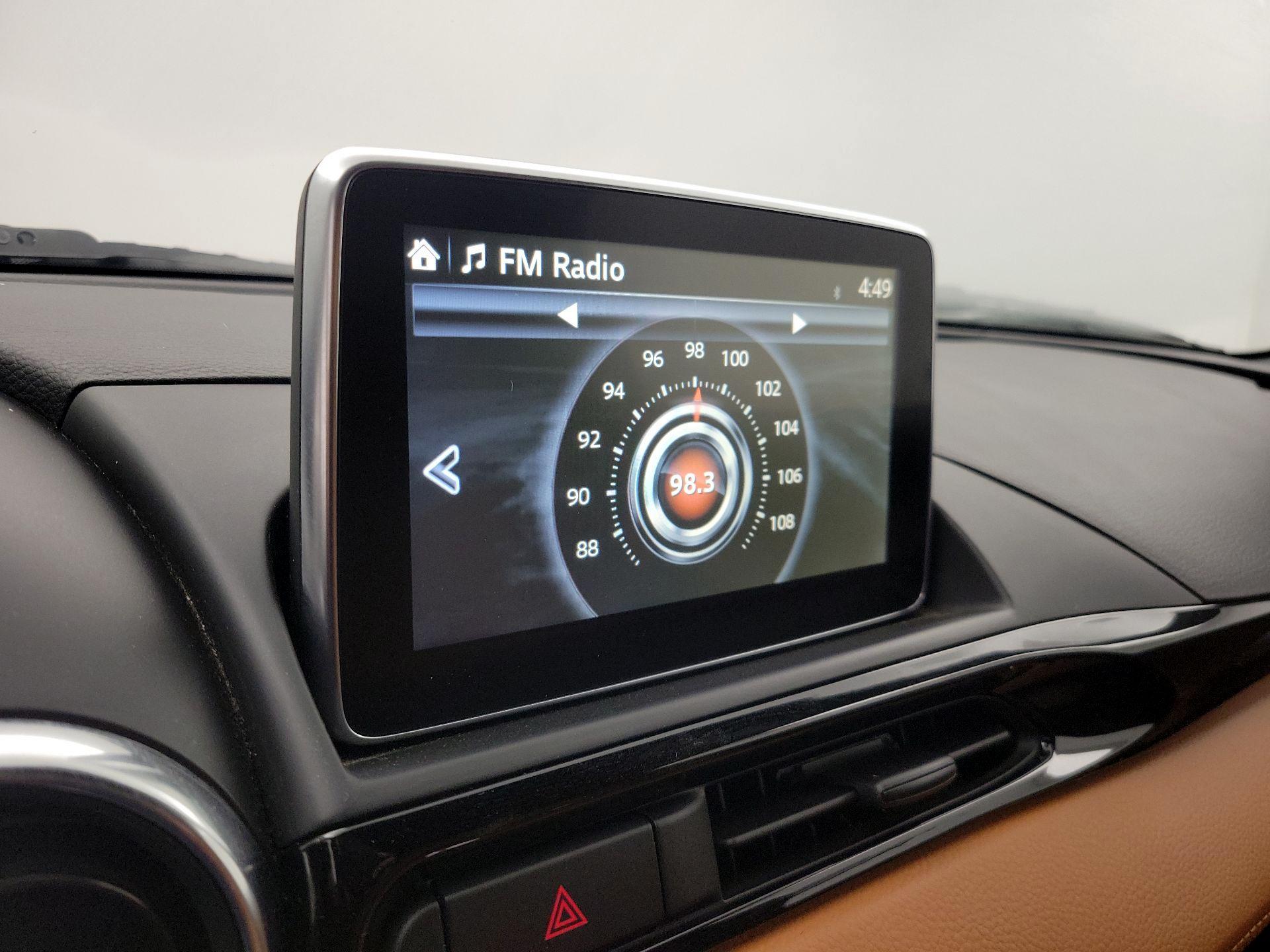 Thumbnail: 2017 Fiat 124 Spider - 16
