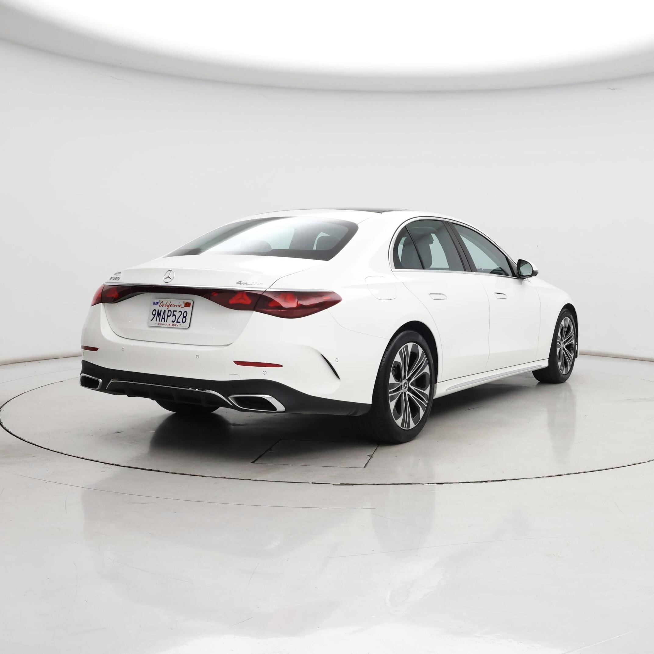 Thumbnail: 2024 Mercedes-Benz E-Class - 8
