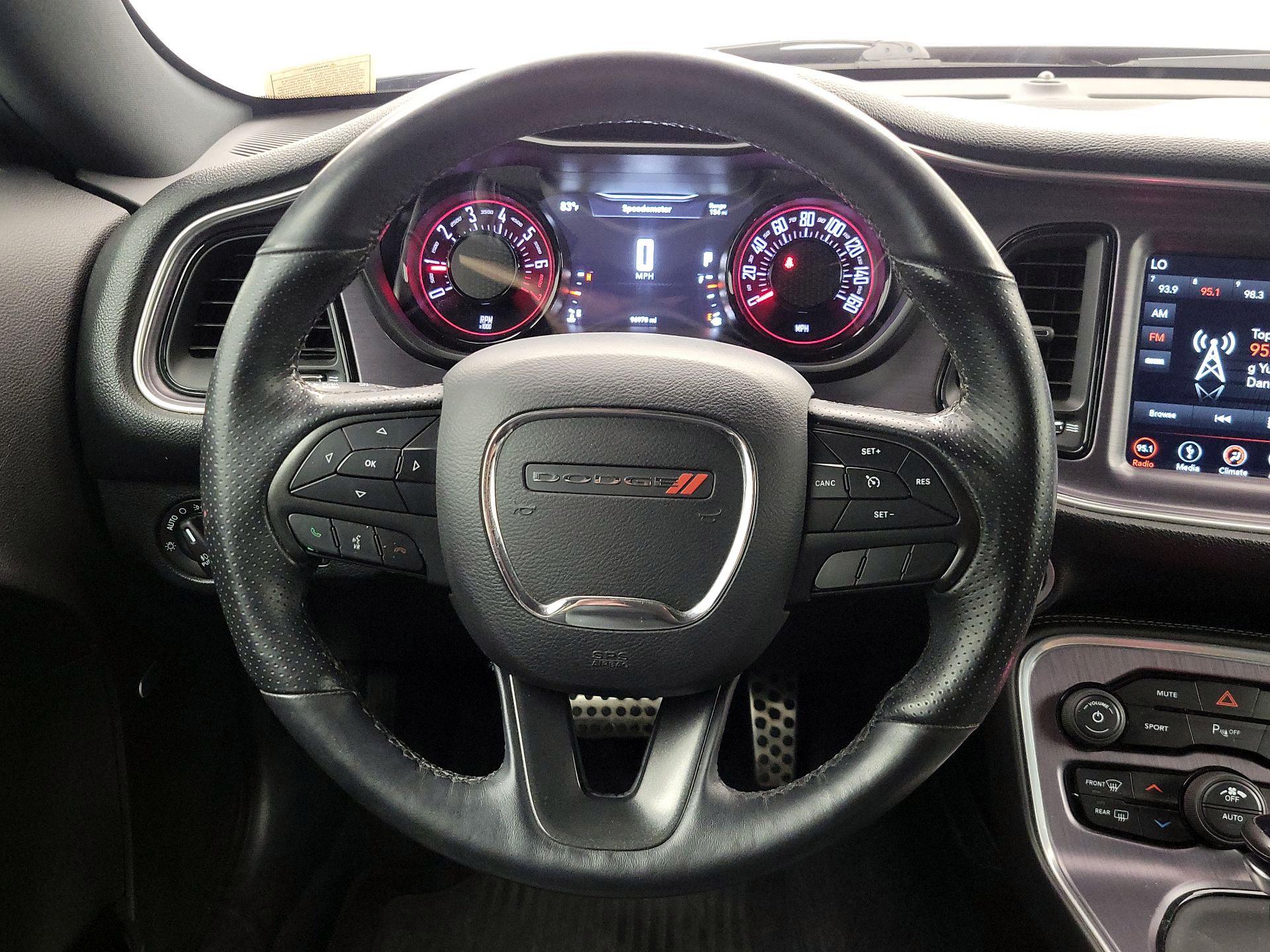 Thumbnail: 2018 Dodge Challenger - 10
