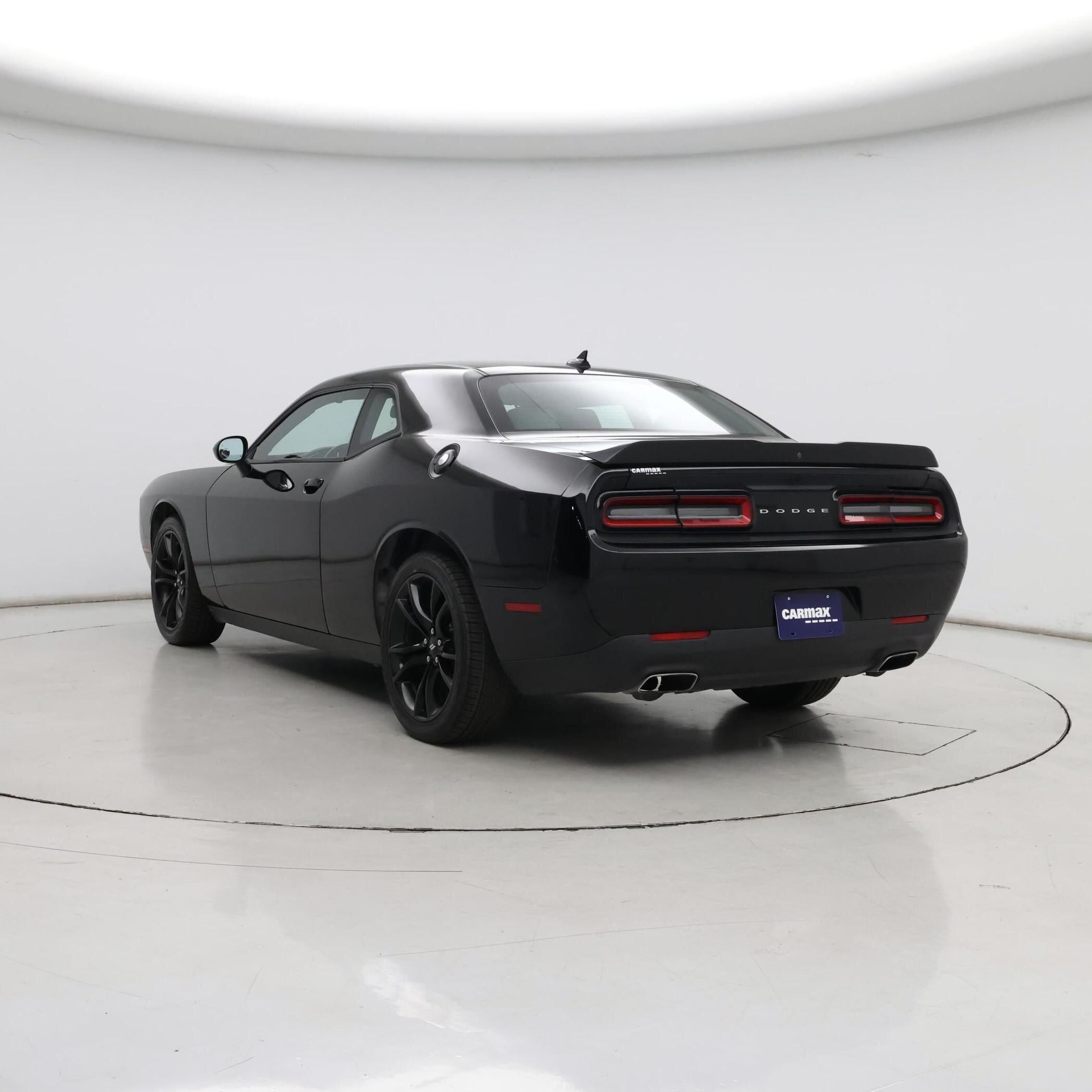 Thumbnail: 2018 Dodge Challenger - 2