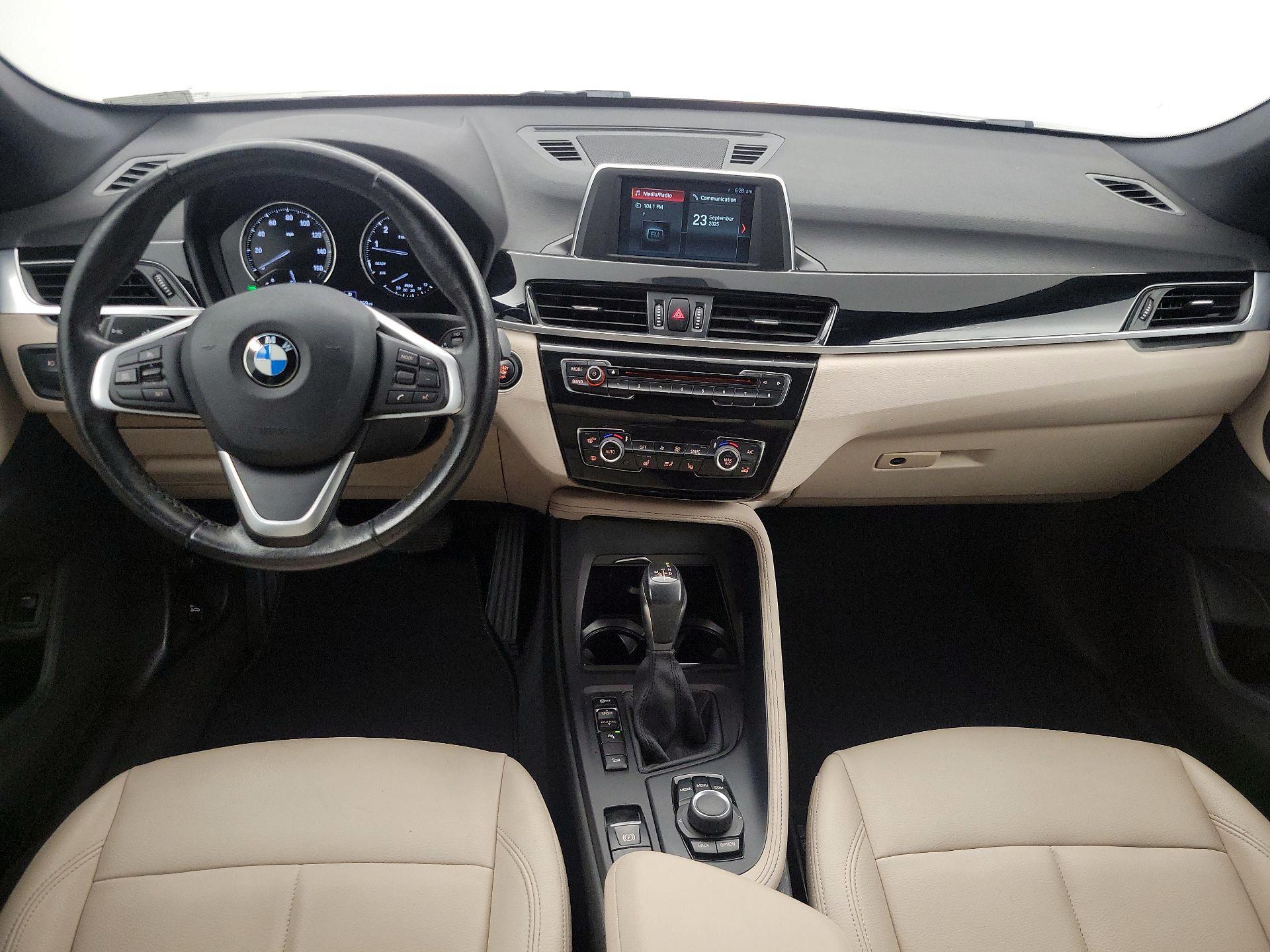 Thumbnail: 2018 BMW X1 - 9