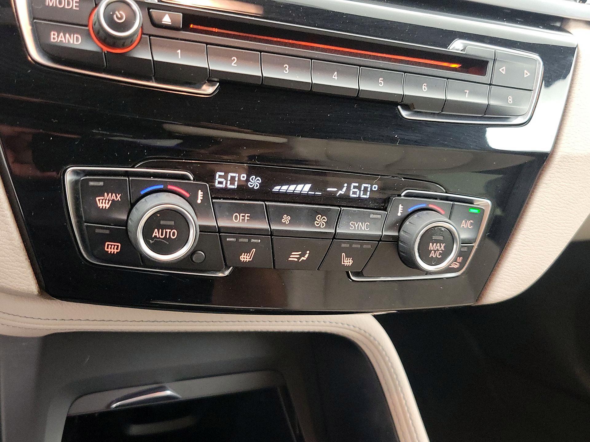 Thumbnail: 2018 BMW X1 - 16