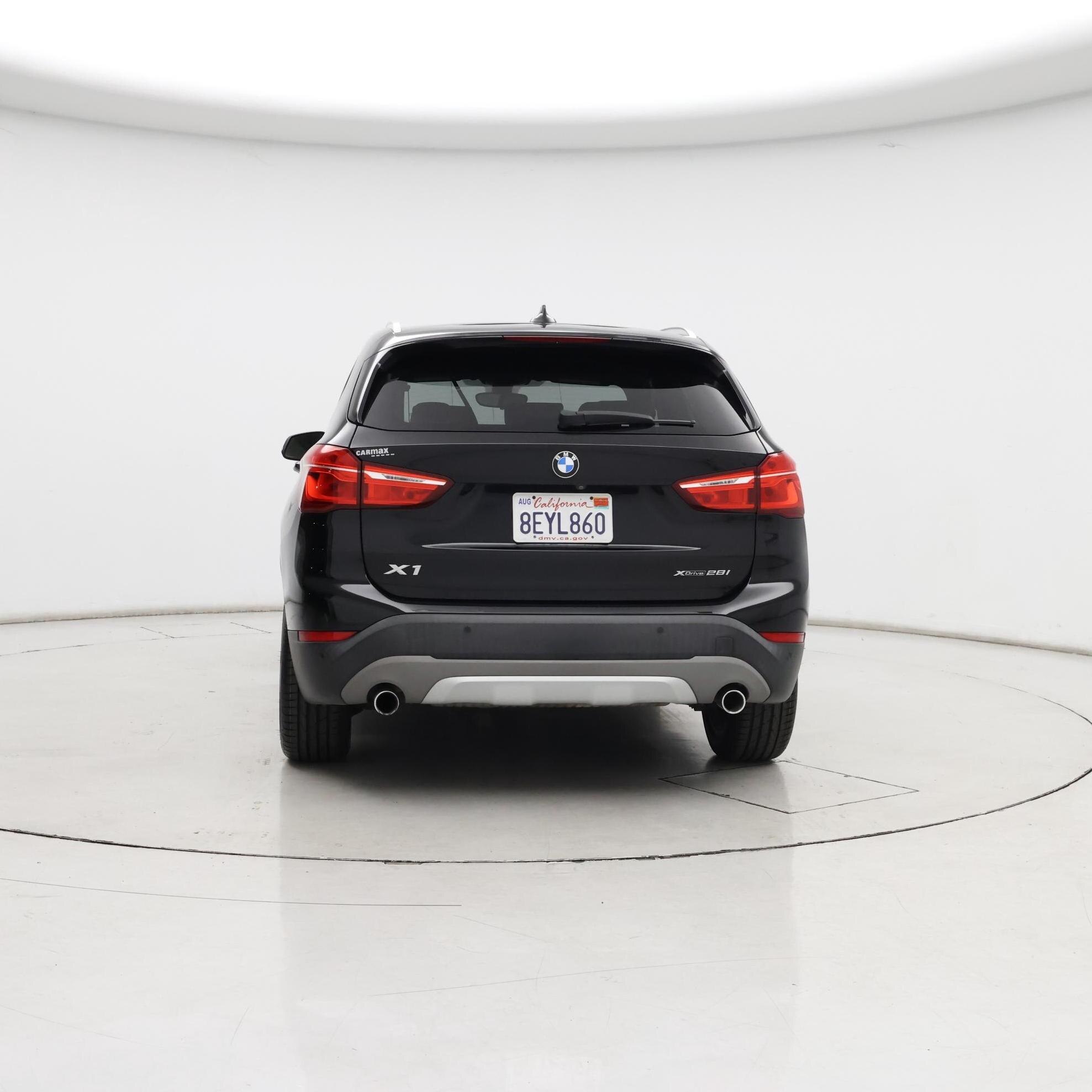 Thumbnail: 2018 BMW X1 - 6