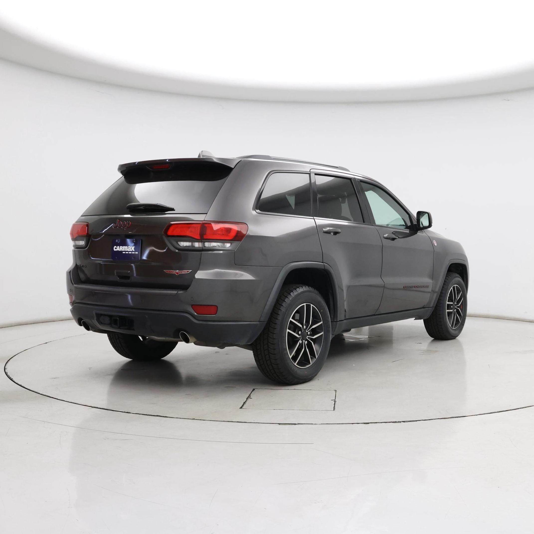 Thumbnail: 2019 Jeep Grand Cherokee - 8