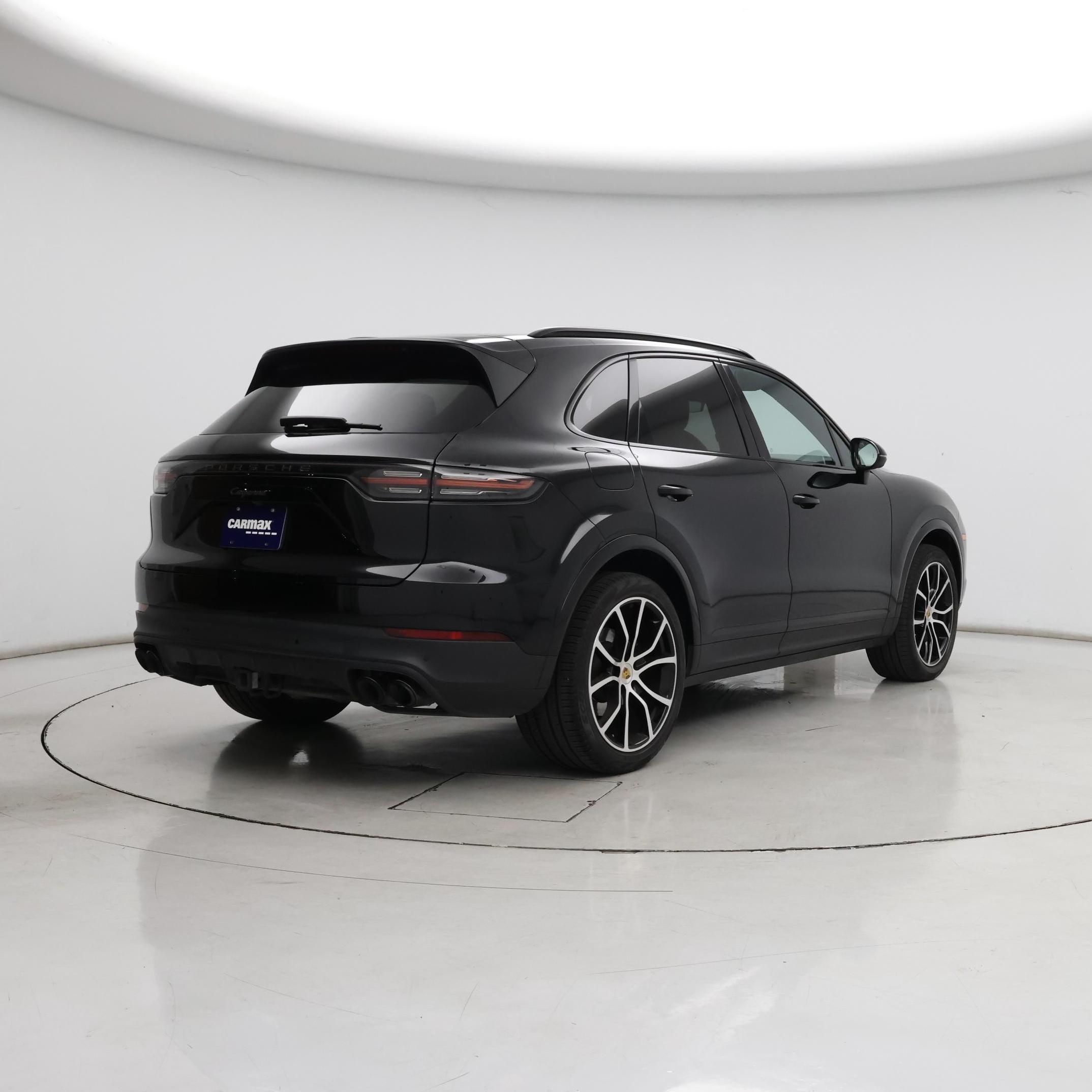 Thumbnail: 2022 Porsche Cayenne - 8