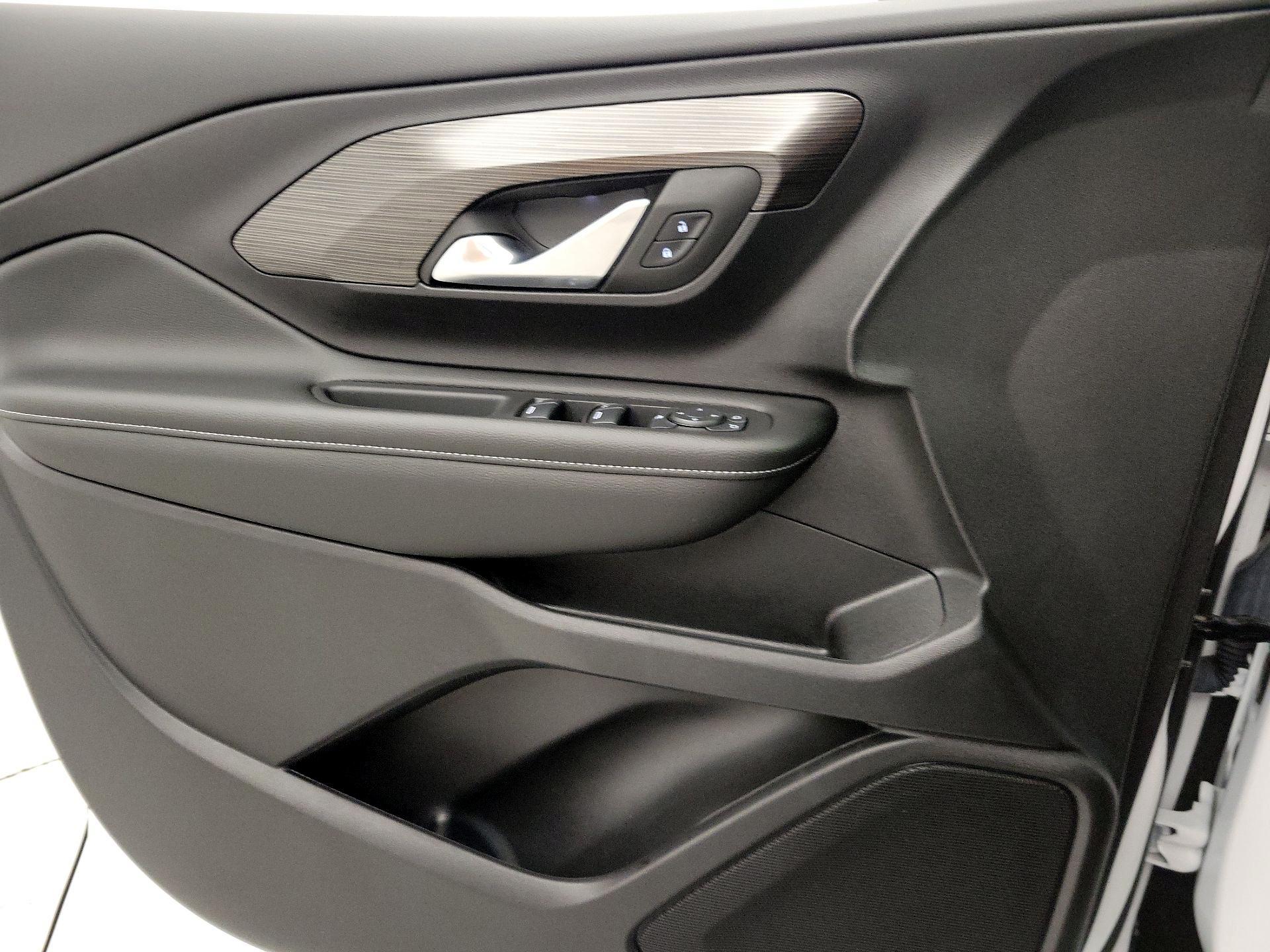 Thumbnail: 2024 GMC Terrain - 12