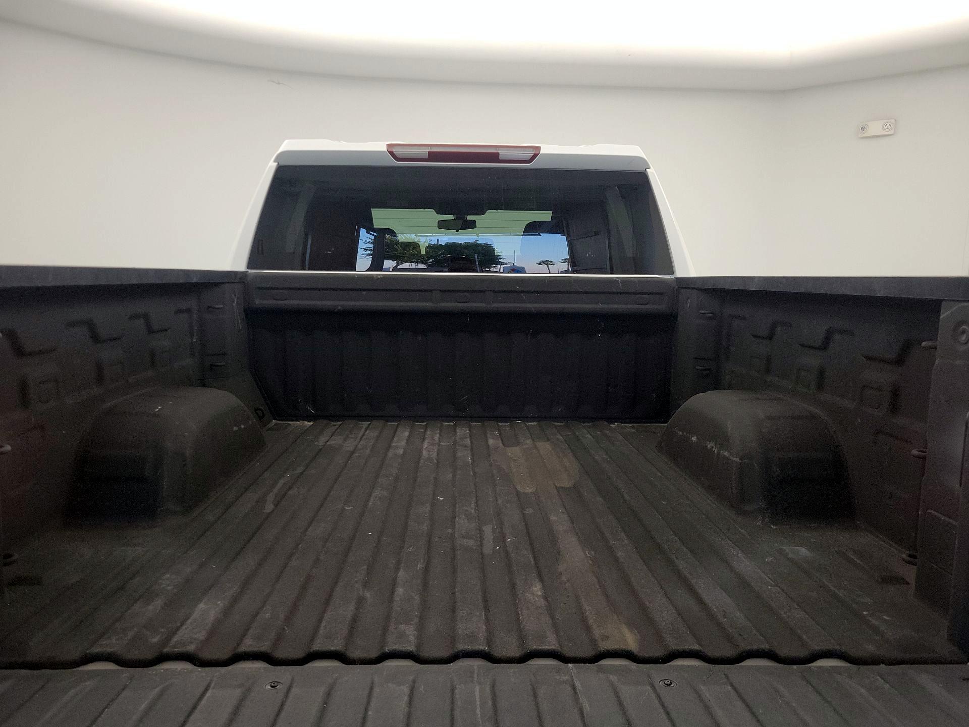Thumbnail: 2019 Chevrolet Silverado 1500 - 20