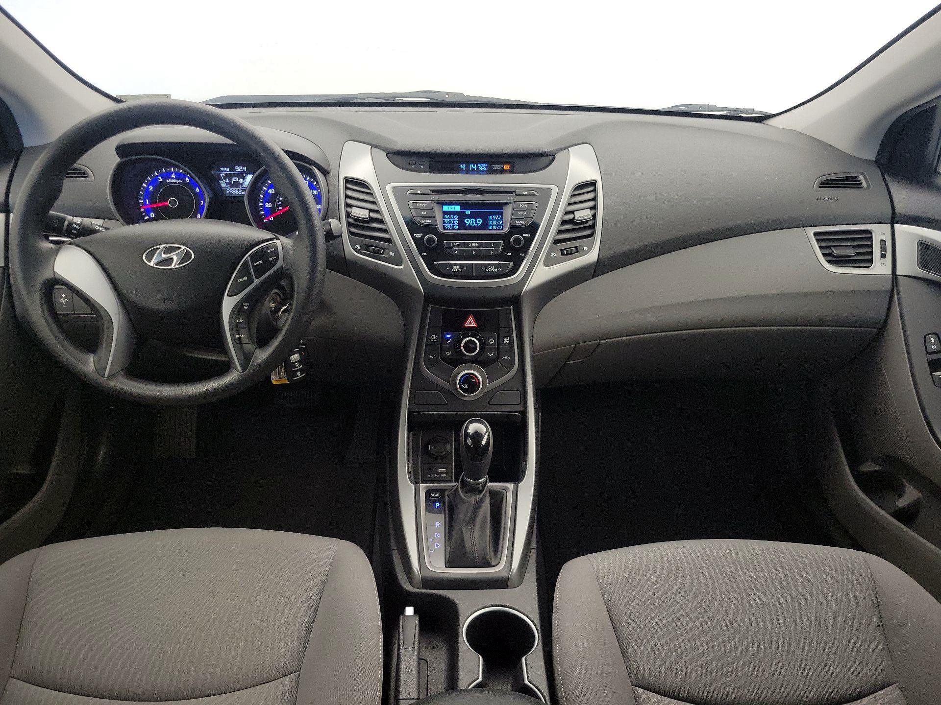 Thumbnail: 2015 Hyundai Elantra - 9