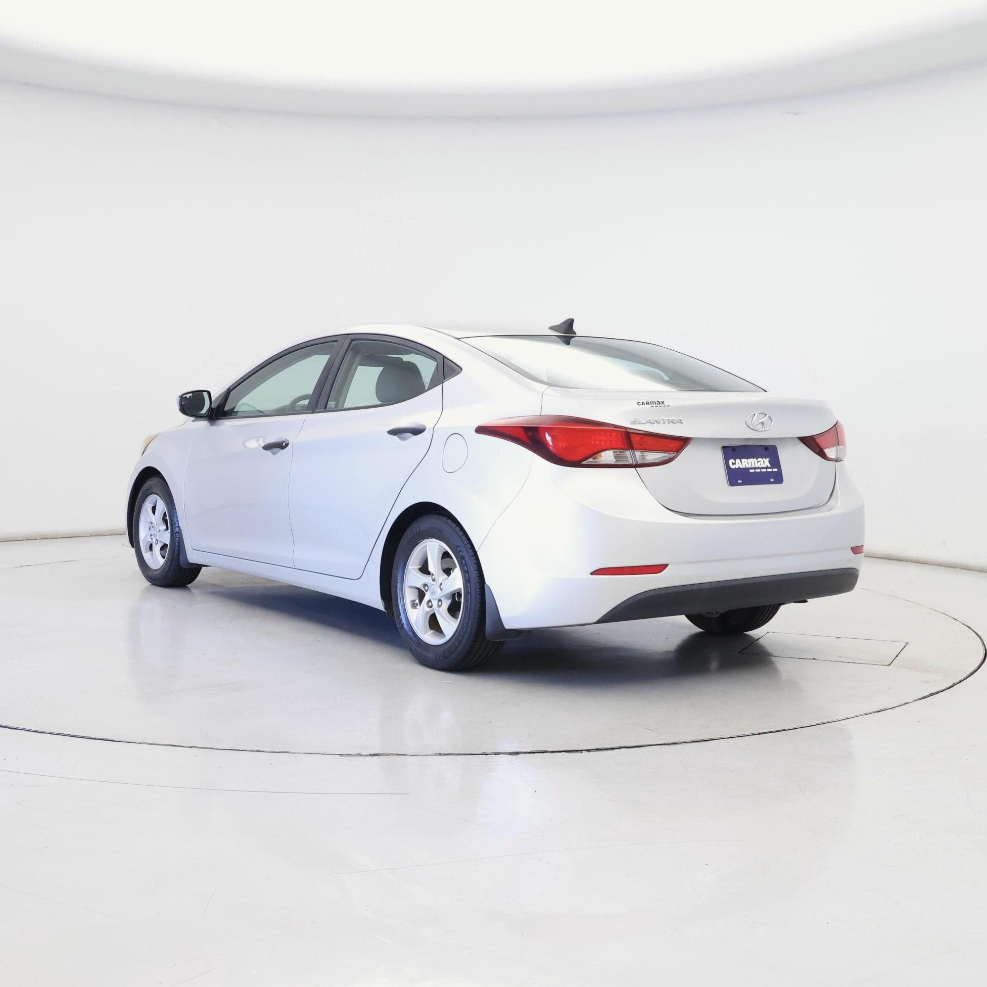Thumbnail: 2015 Hyundai Elantra - 2