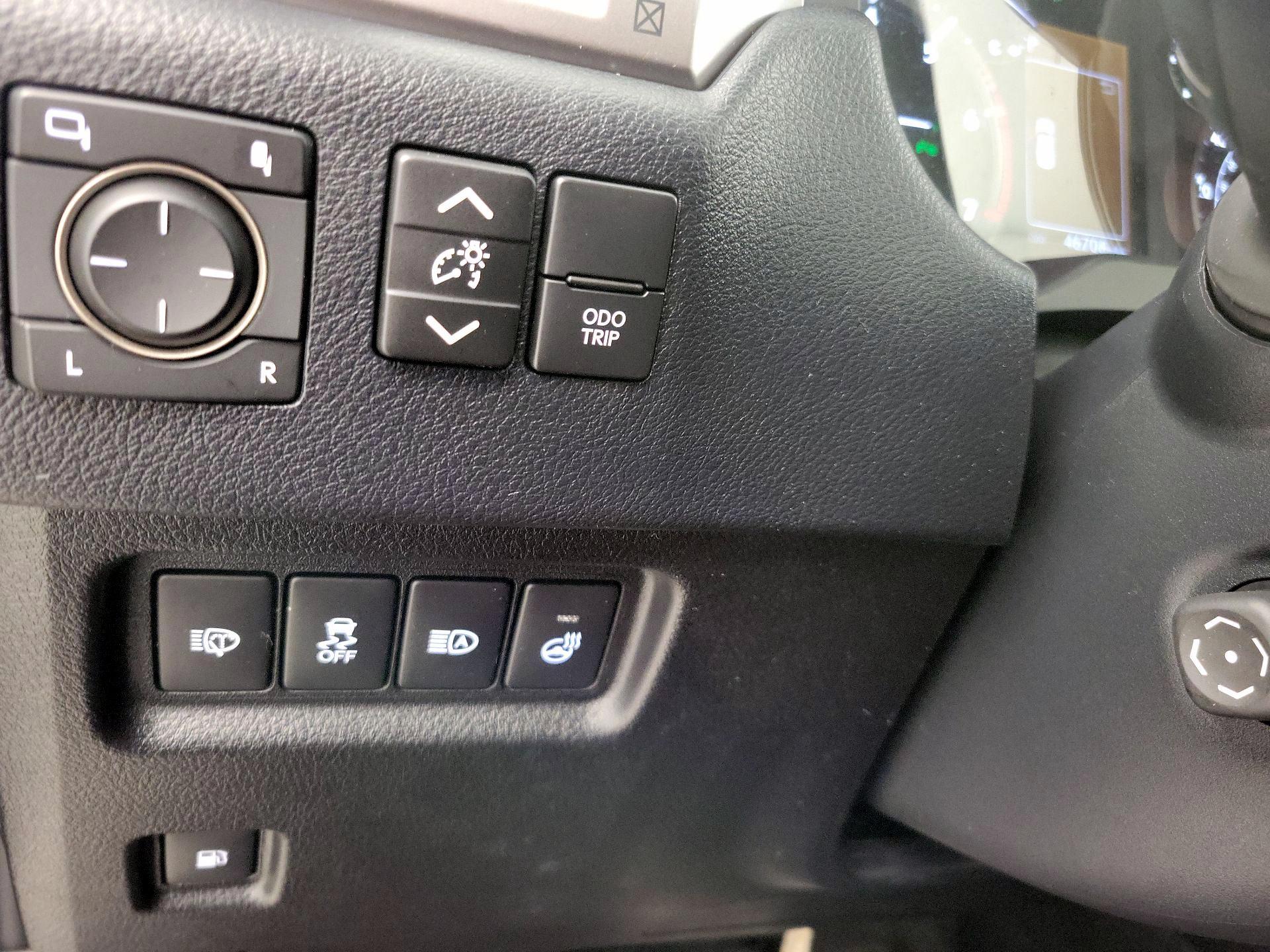 Thumbnail: 2022 Lexus GX - 13