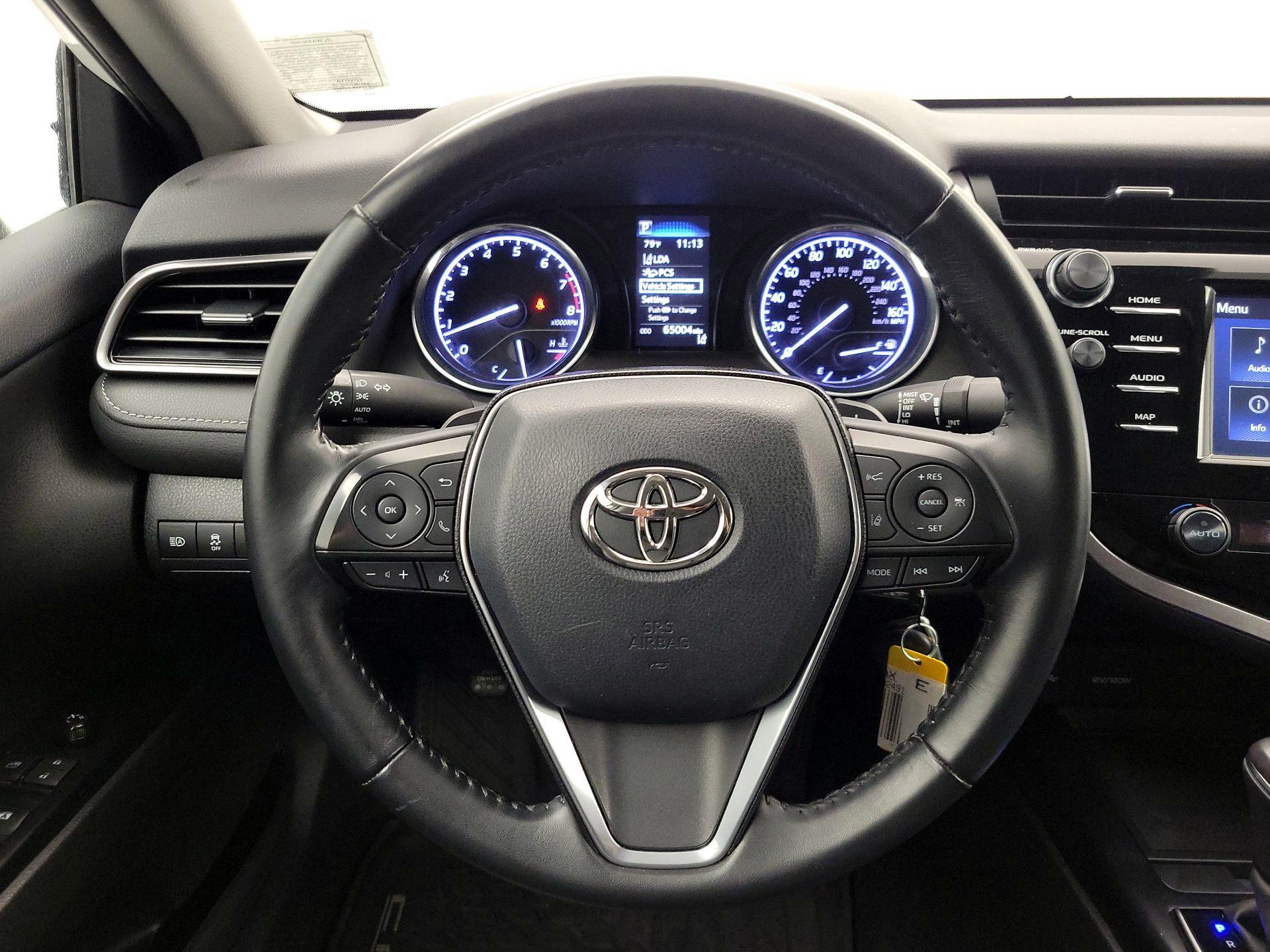 Thumbnail: 2020 Toyota Camry - 10