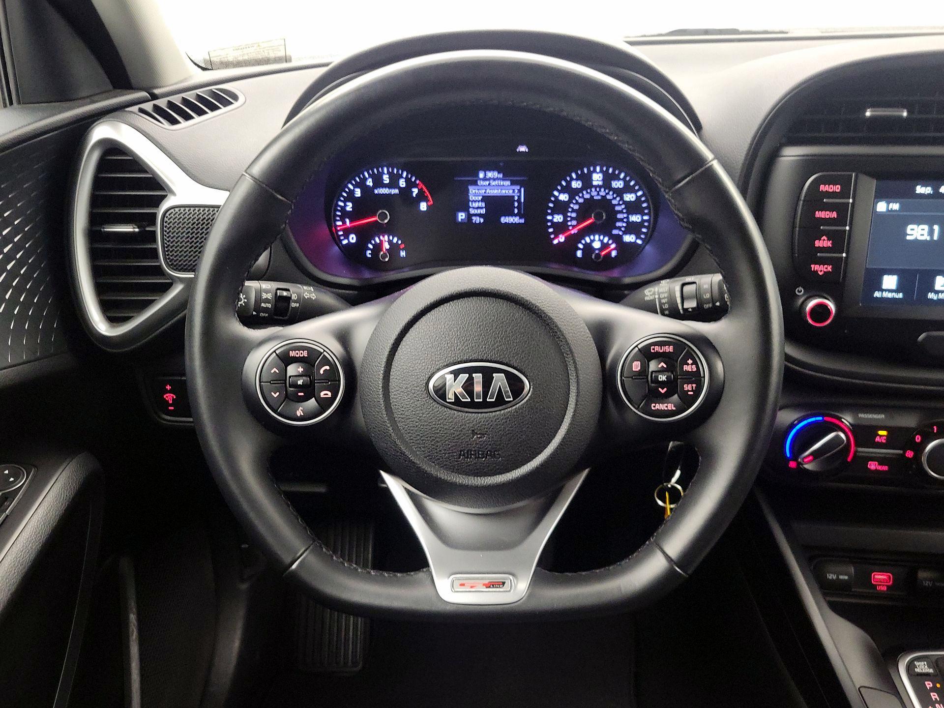 Thumbnail: 2020 Kia Soul - 10