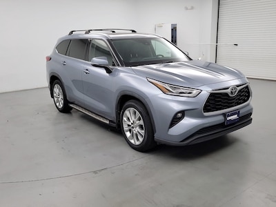 2022 Toyota Highlander Limited -
                Fayetteville, NC