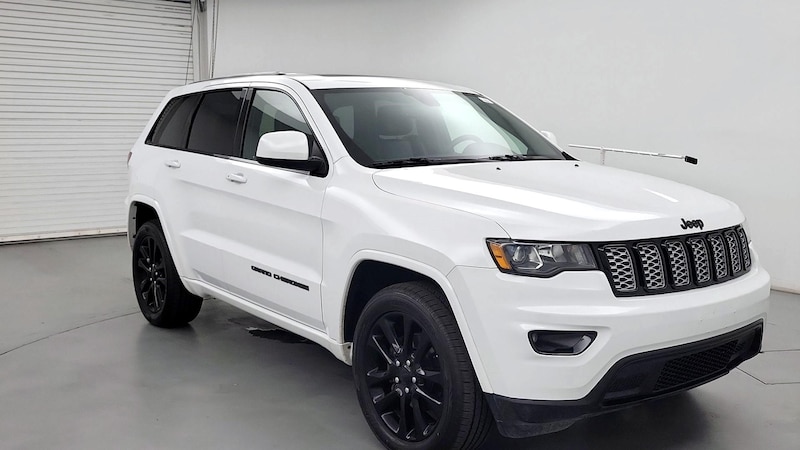 2020 Jeep Grand Cherokee Altitude Hero Image