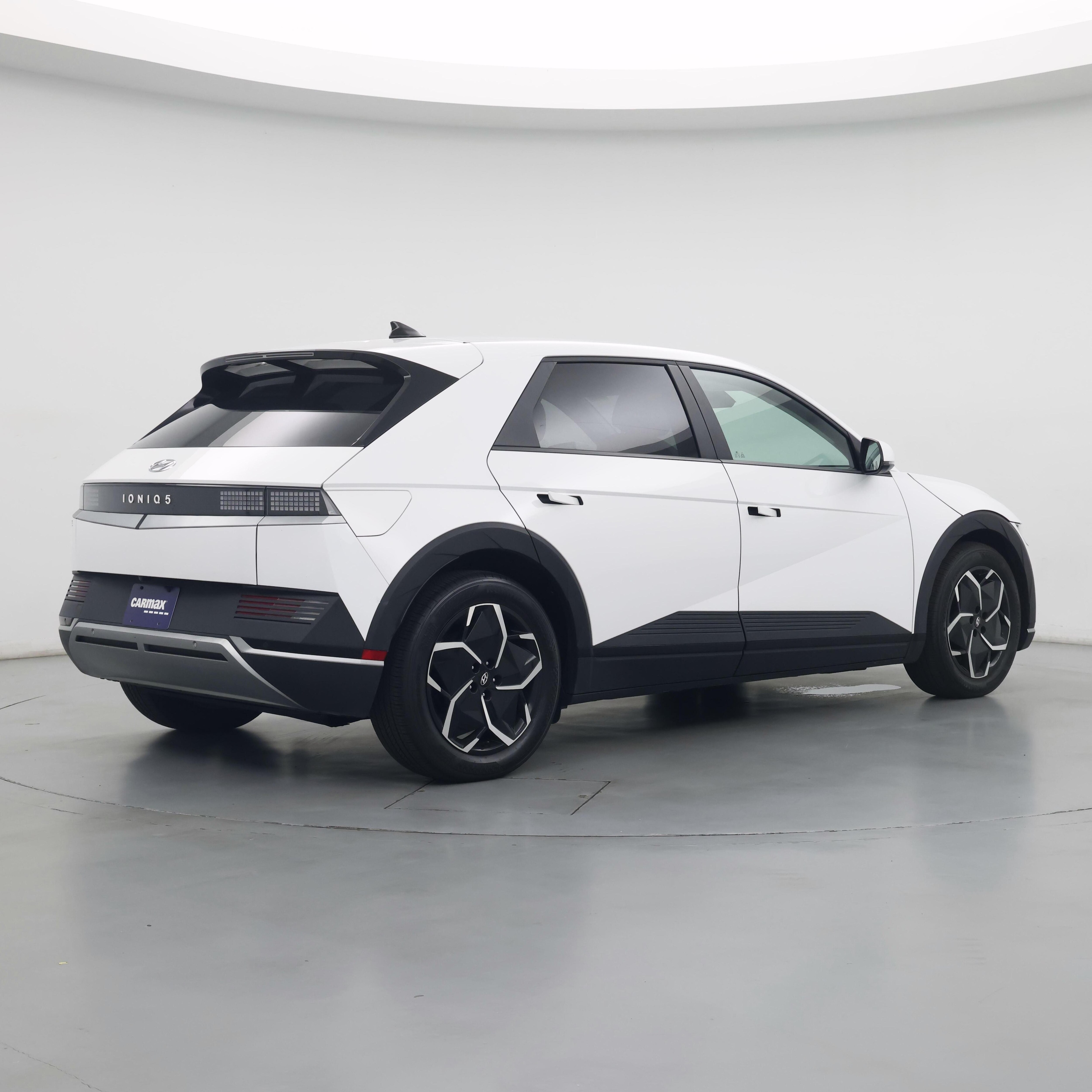 Thumbnail: 2023 Hyundai Ioniq 5 - 6