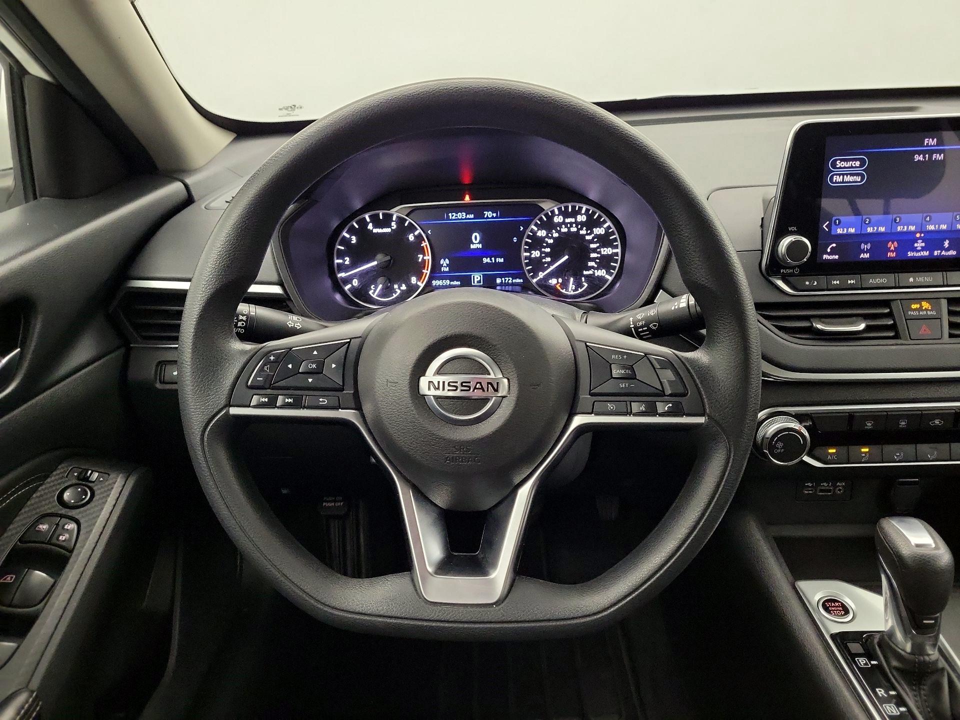 Thumbnail: 2019 Nissan Altima - 10