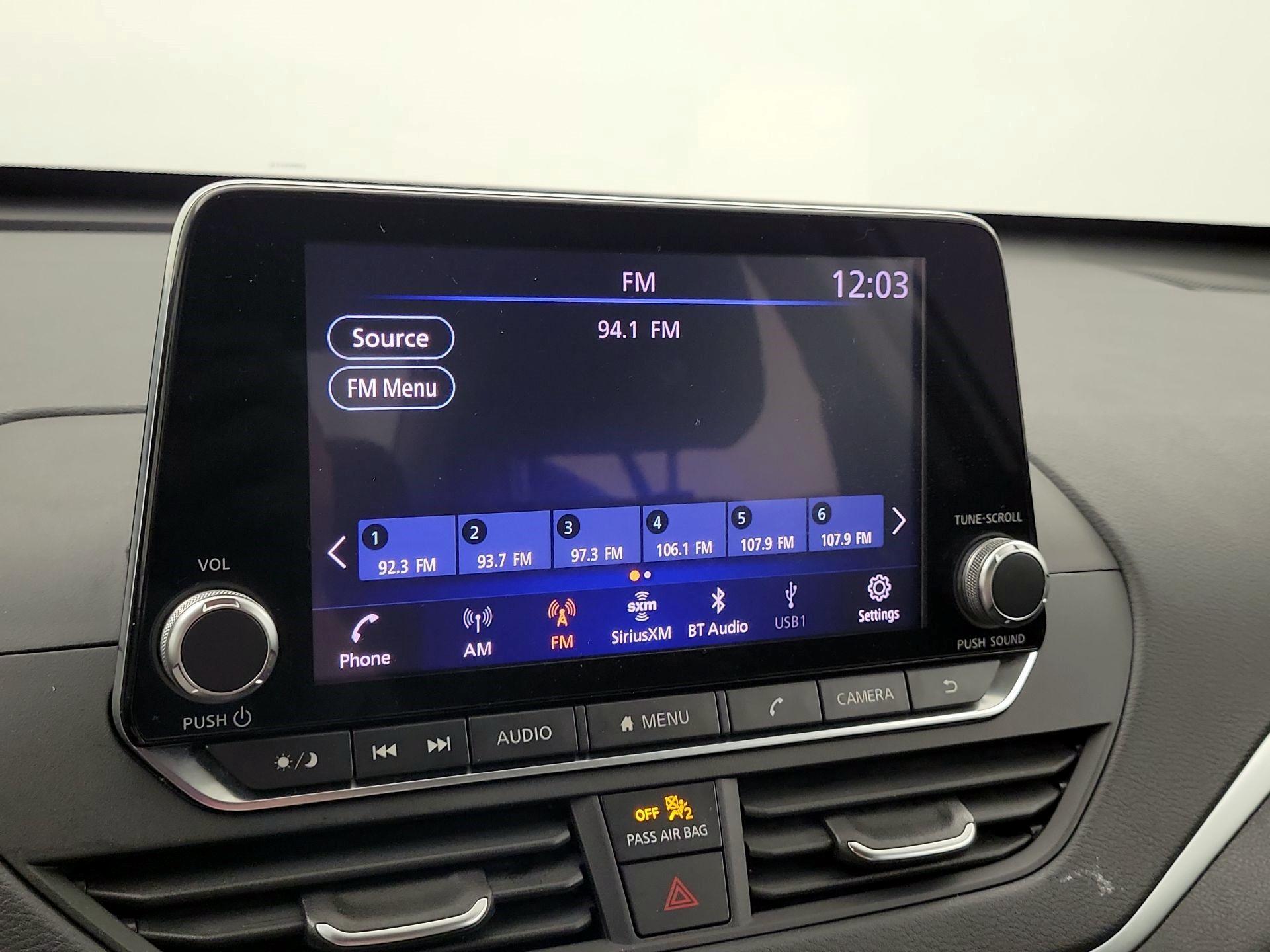 Thumbnail: 2019 Nissan Altima - 15