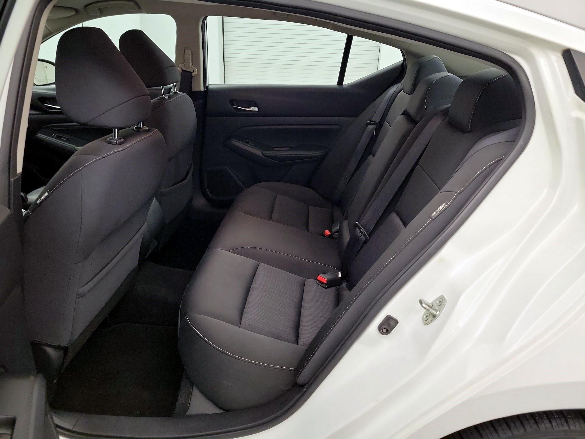 Thumbnail: 2019 Nissan Altima - 19