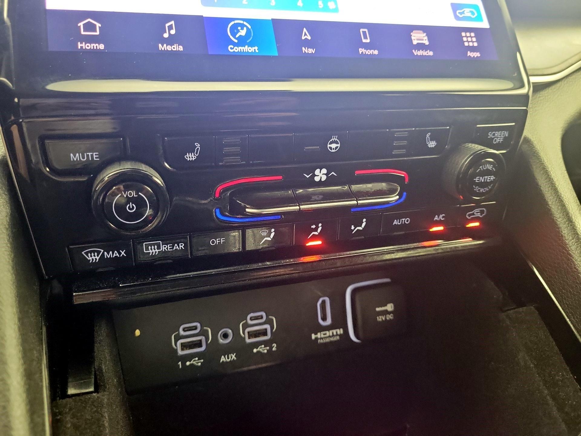 Thumbnail: 2022 Jeep Grand Cherokee - 17