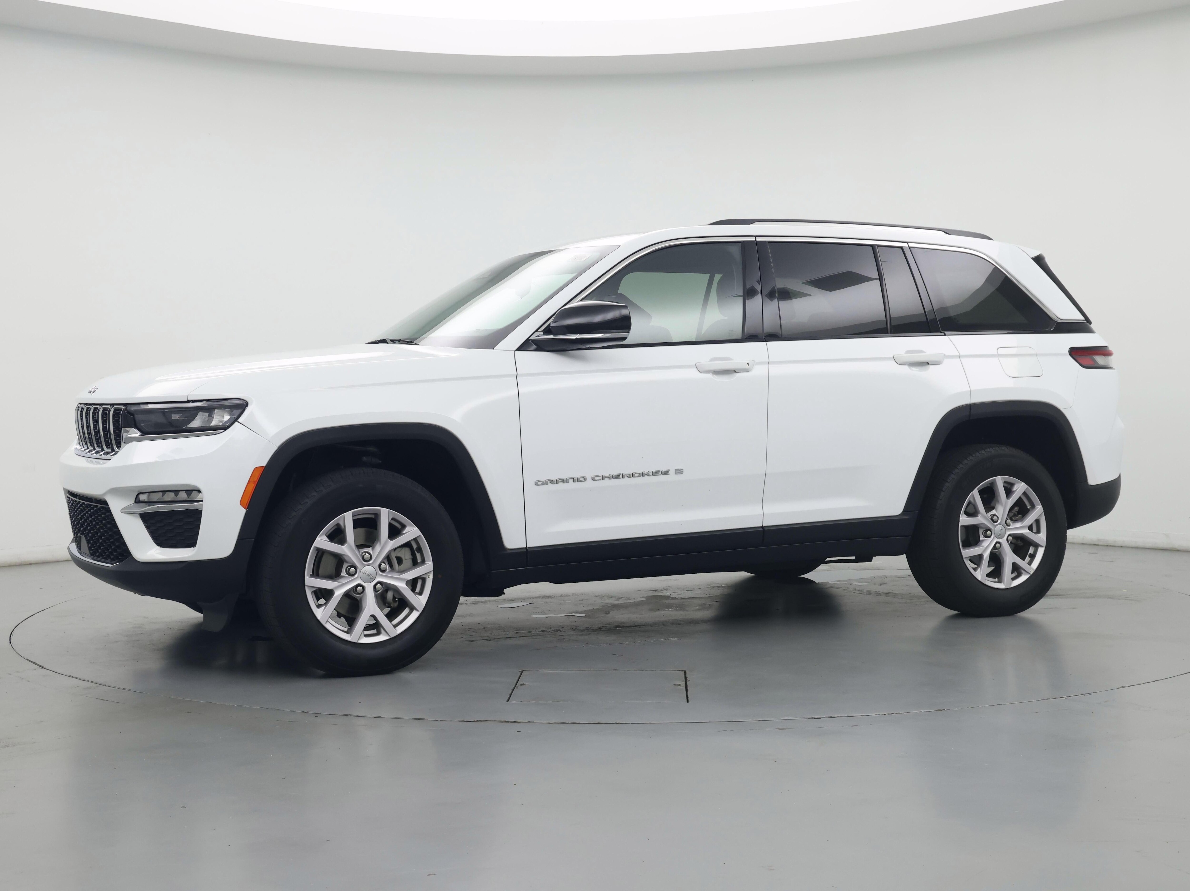 Thumbnail: 2022 Jeep Grand Cherokee - 7